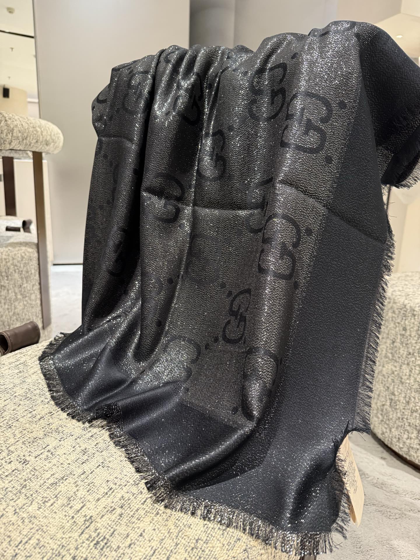 Gucci 一比一黑銀閃絲圍巾 女款時尚光澤感派對推薦單品｜歐美奢侈品精品推薦