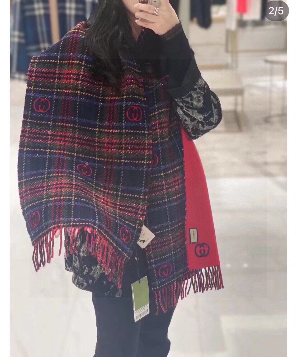 Gucci 精品仿製紅藍蘇格蘭格紋圍巾 女款厚磅毛呢設計暖感升級｜歐美奢侈品精品推薦