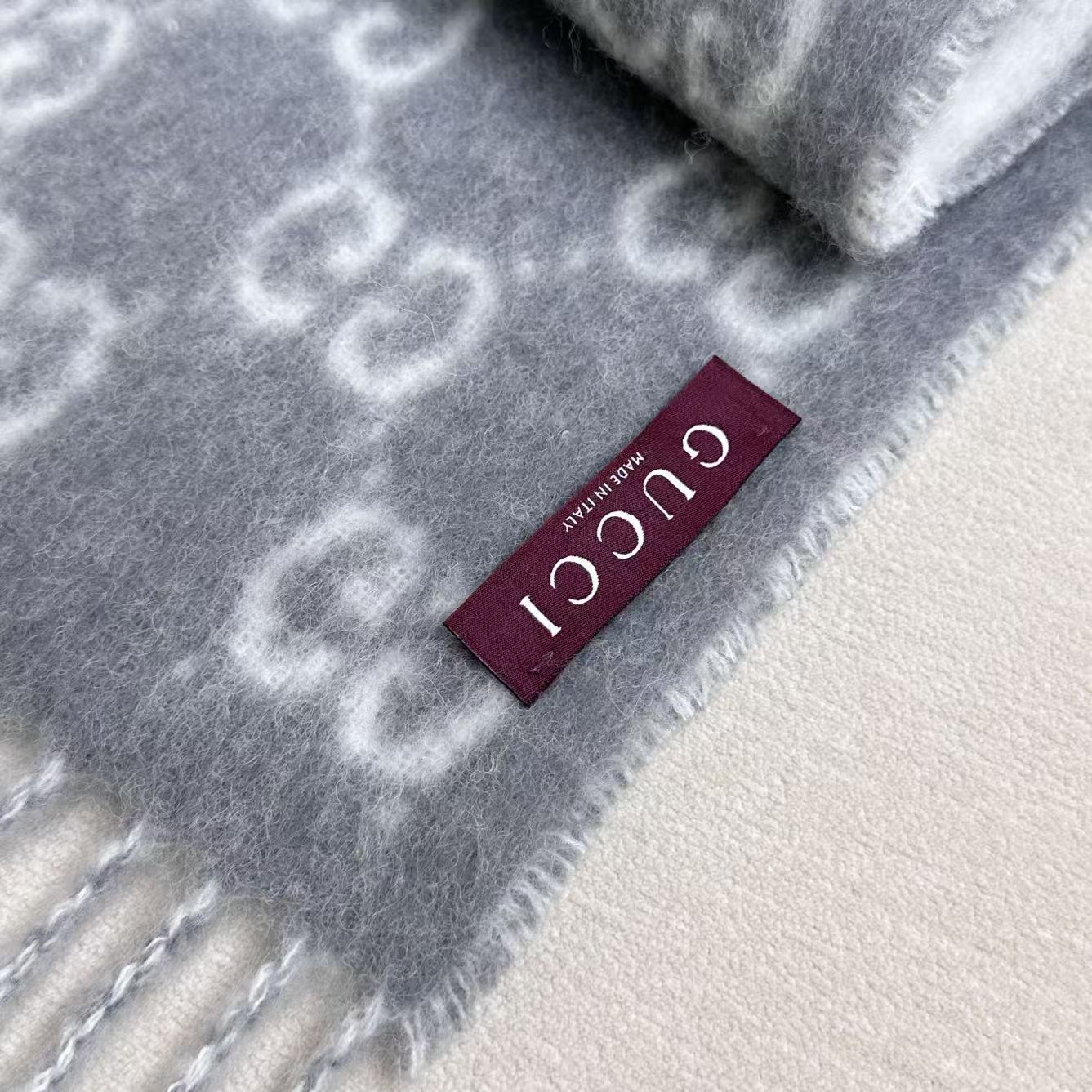 Gucci一比一精品女款雙面圍巾溫柔灰白配色｜歐美奢侈品精品推薦