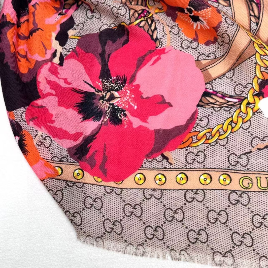 Gucci高仿圍巾女款老花花卉印花輕奢風格時尚款｜歐美奢侈品精品推薦