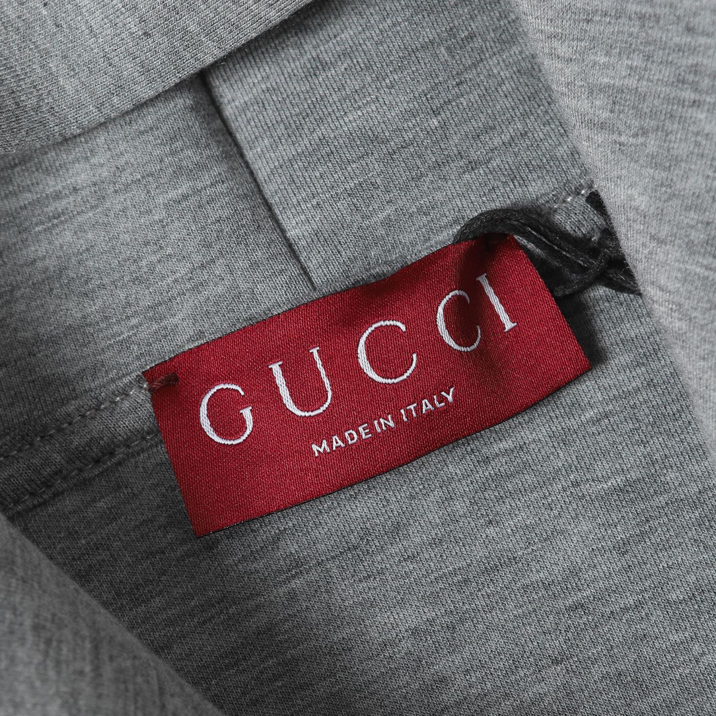 Gucci一比一男士連帽衛衣 灰色素面百搭秋冬棉質款式| 12 Gucci一比一男士連帽衛衣 灰色素面百搭秋冬棉質款式