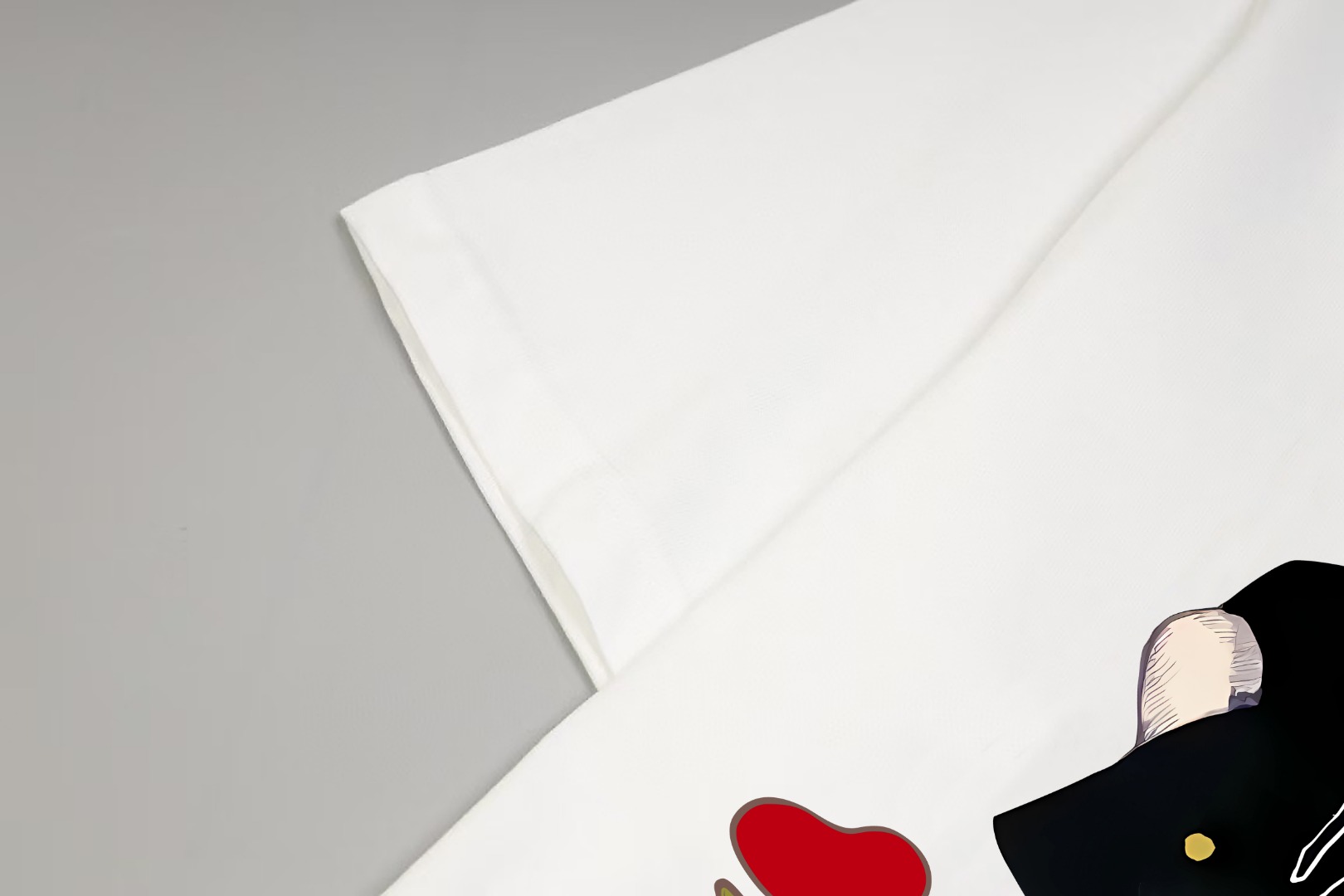 Gucci高仿短袖T恤 男女皆可穿 可愛貓咪風格白色款|超A仿原單精品圖片 12 Gucci高仿短袖T恤 男女皆可穿 可愛貓咪風格白色款|歐美奢侈品精品推薦