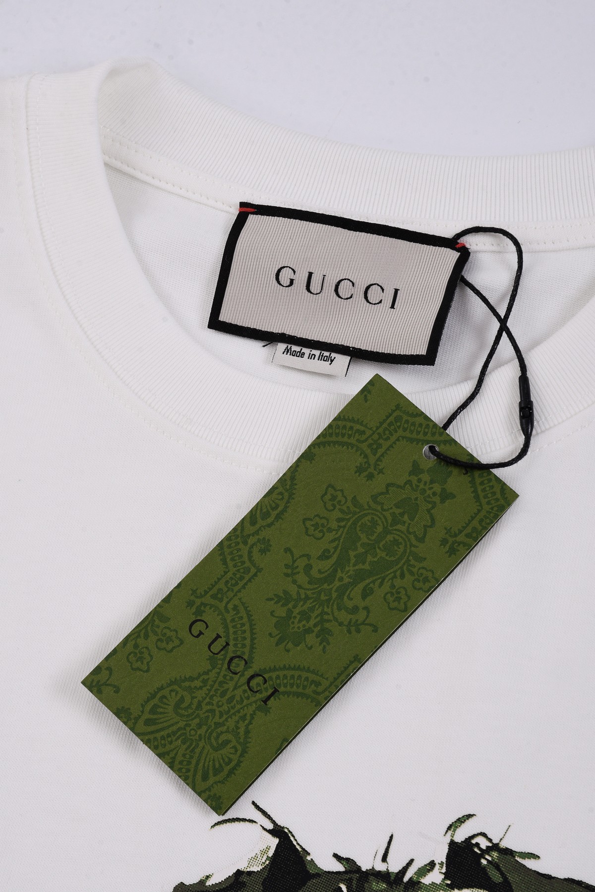 Gucci精品仿製女款白T 萌犬主題印花圖案 百搭街頭人氣款| 13 Gucci精品仿製女款白T 萌犬主題印花圖案 百搭街頭人氣款