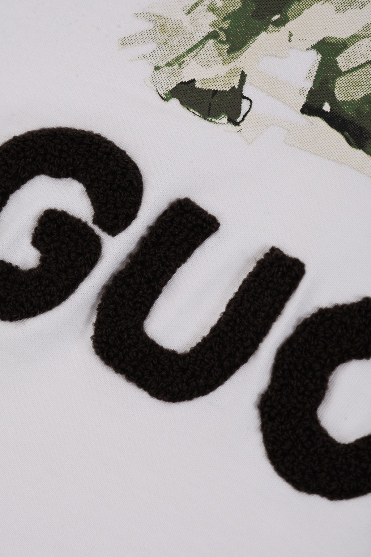Gucci精品仿製女款白T 萌犬主題印花圖案 百搭街頭人氣款| 10 Gucci精品仿製女款白T 萌犬主題印花圖案 百搭街頭人氣款