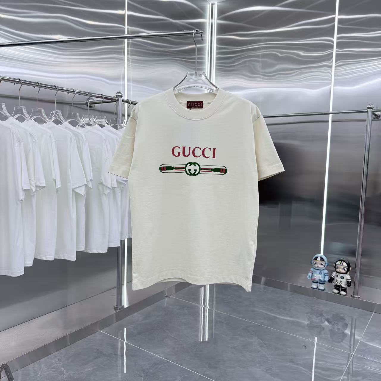 Gucci原單白色短袖T 經典腰帶綠紅綠配色LOGO設計 永不退流行