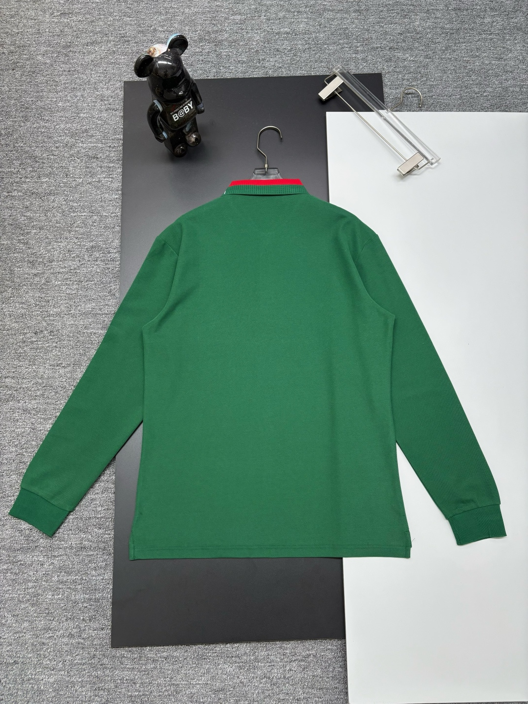 Gucci高仿綠色長袖POLO衫 品牌刺繡紅綠織帶領設計| 9 Gucci高仿綠色長袖POLO衫 品牌刺繡紅綠織帶領設計