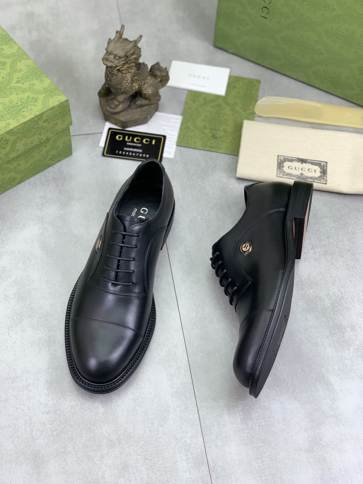 Gucci高仿男士黑色皮鞋霧面簡約款式百搭必備｜歐美奢侈品精品推薦