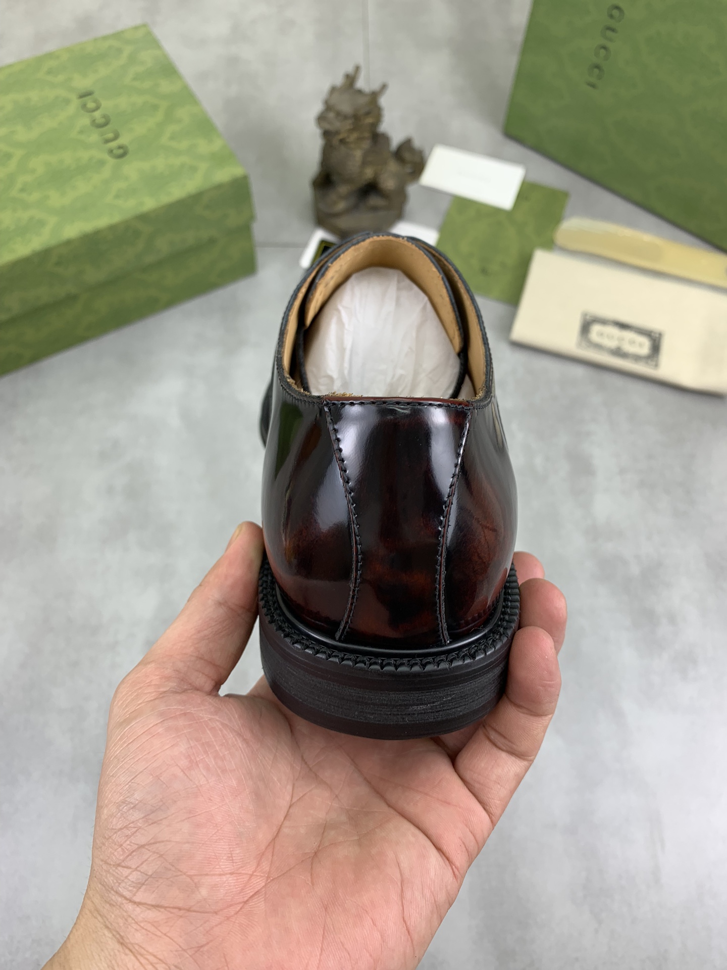 Gucci高仿男士酒紅皮鞋亮面工藝復古紳士風|超A仿原單精品圖片 7 Gucci高仿男士酒紅皮鞋亮面工藝復古紳士風|歐美奢侈品精品推薦