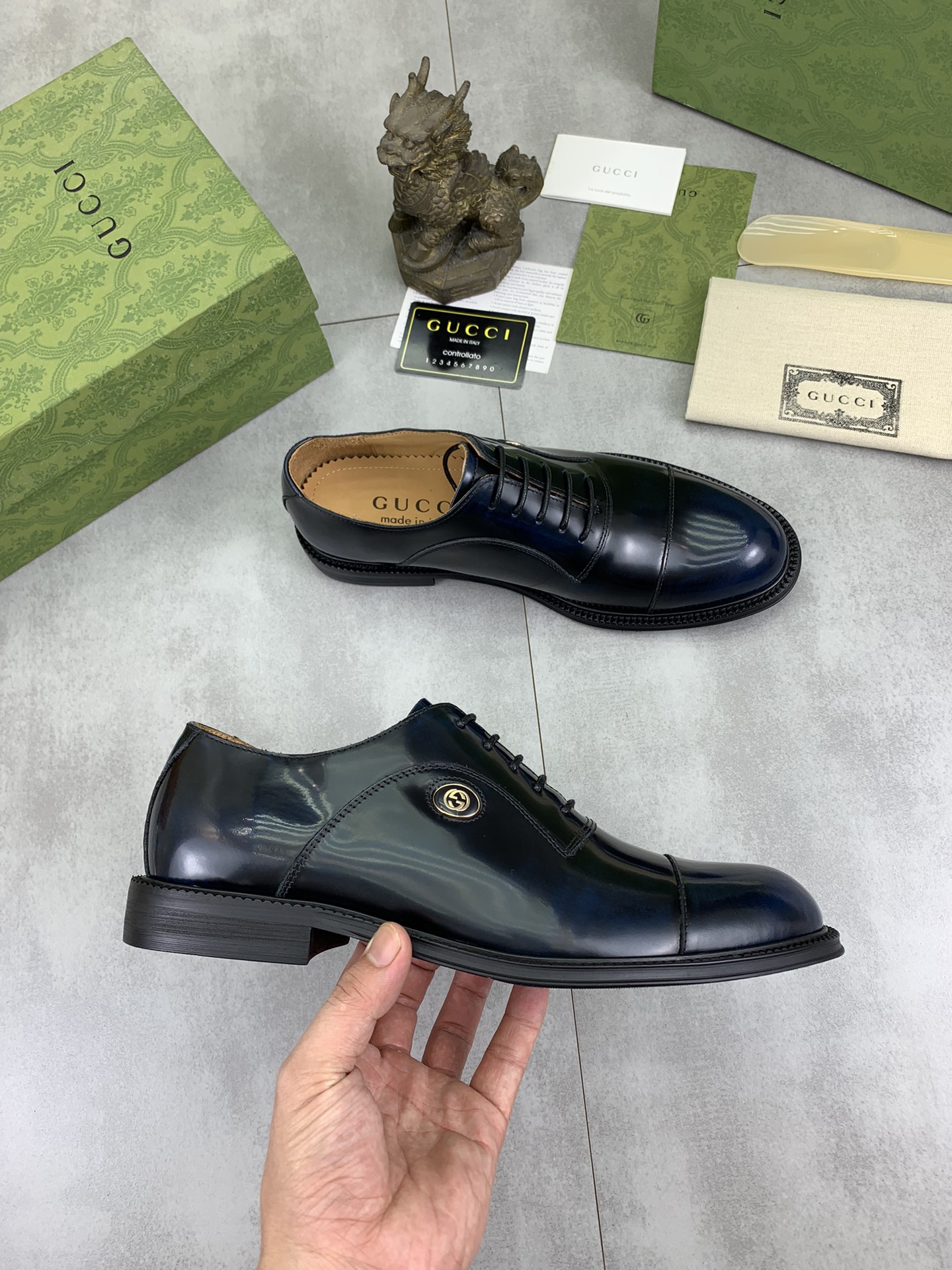 Gucci高仿男士寶藍皮鞋亮面低調奢華日常可穿|超A仿原單精品圖片 10 Gucci高仿男士寶藍皮鞋亮面低調奢華日常可穿|歐美奢侈品精品推薦