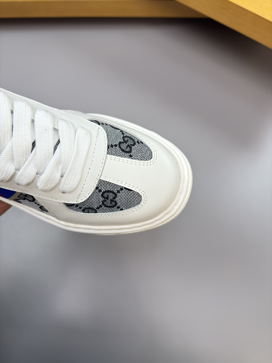 Gucci高仿白藍配色GG帆布運動鞋 街頭風格男女皆宜|超A仿原單精品圖片 10 Gucci高仿白藍配色GG帆布運動鞋 街頭風格男女皆宜|歐美奢侈品精品推薦