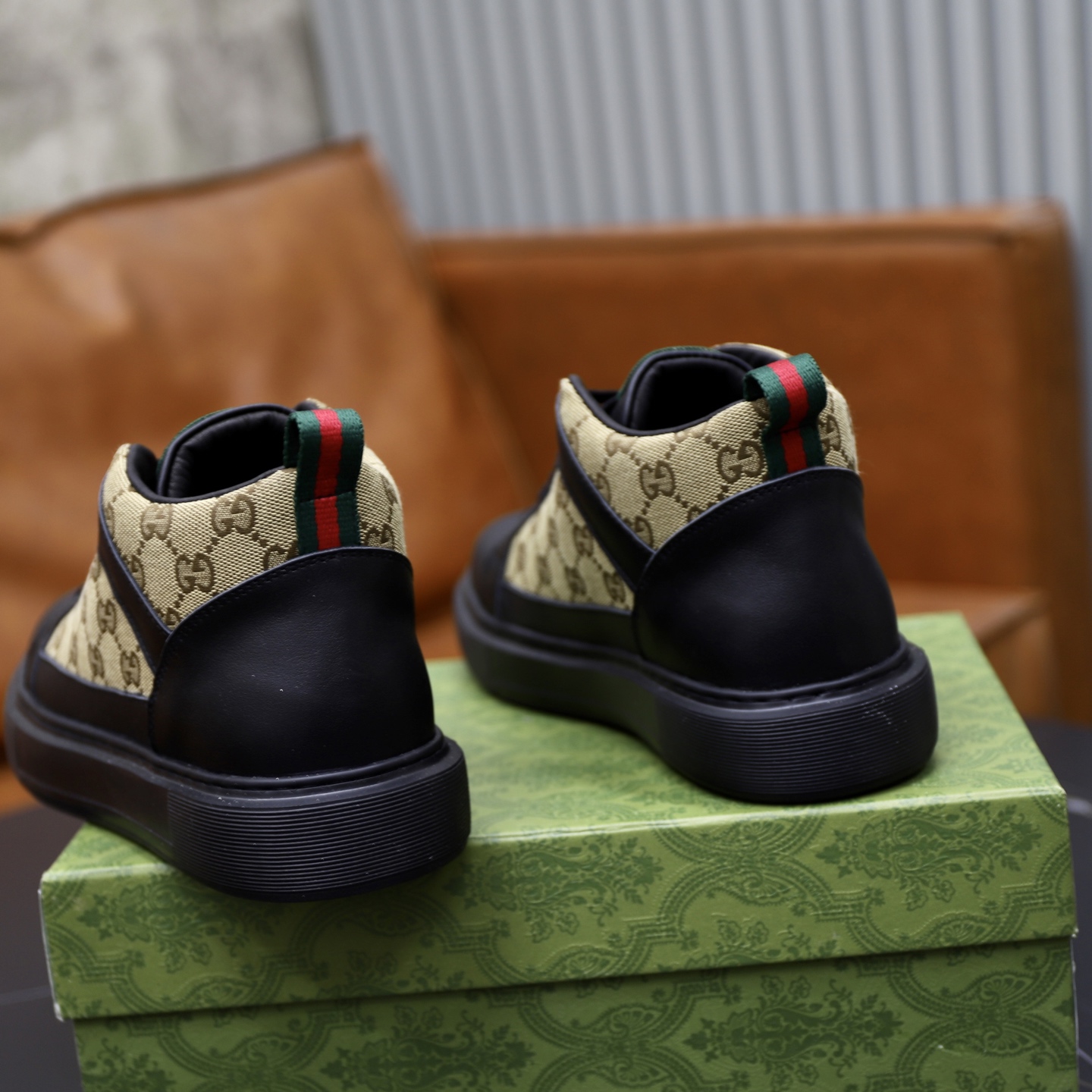 Gucci 高仿男士高筒鞋 GG老花拼黑皮 米黃潮流復刻款|超A仿原單精品圖片 11 Gucci 高仿男士高筒鞋 GG老花拼黑皮 米黃潮流復刻款|歐美奢侈品精品推薦