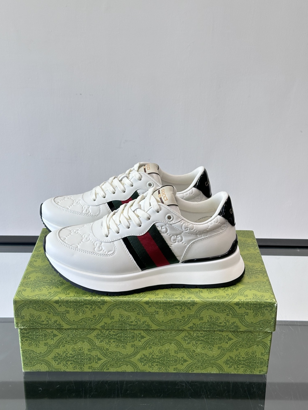 Gucci高仿男士運動鞋經典綠紅織帶款式百搭新作|超A仿原單精品圖片 13 Gucci高仿男士運動鞋經典綠紅織帶款式百搭新作|歐美奢侈品精品推薦