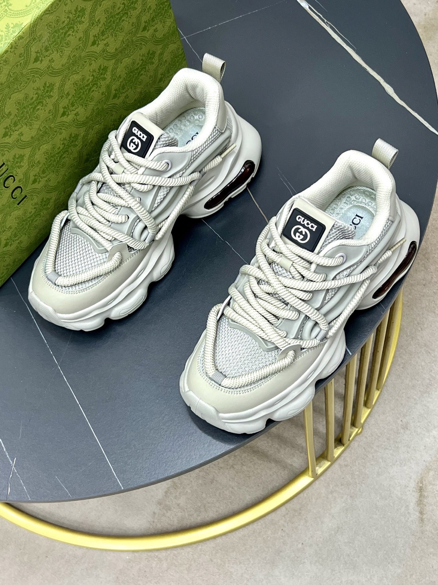 Gucci A貨男士老爹鞋厚底設計運動風格淺灰新色|超A仿原單精品圖片 14 Gucci A貨男士老爹鞋厚底設計運動風格淺灰新色|歐美奢侈品精品推薦
