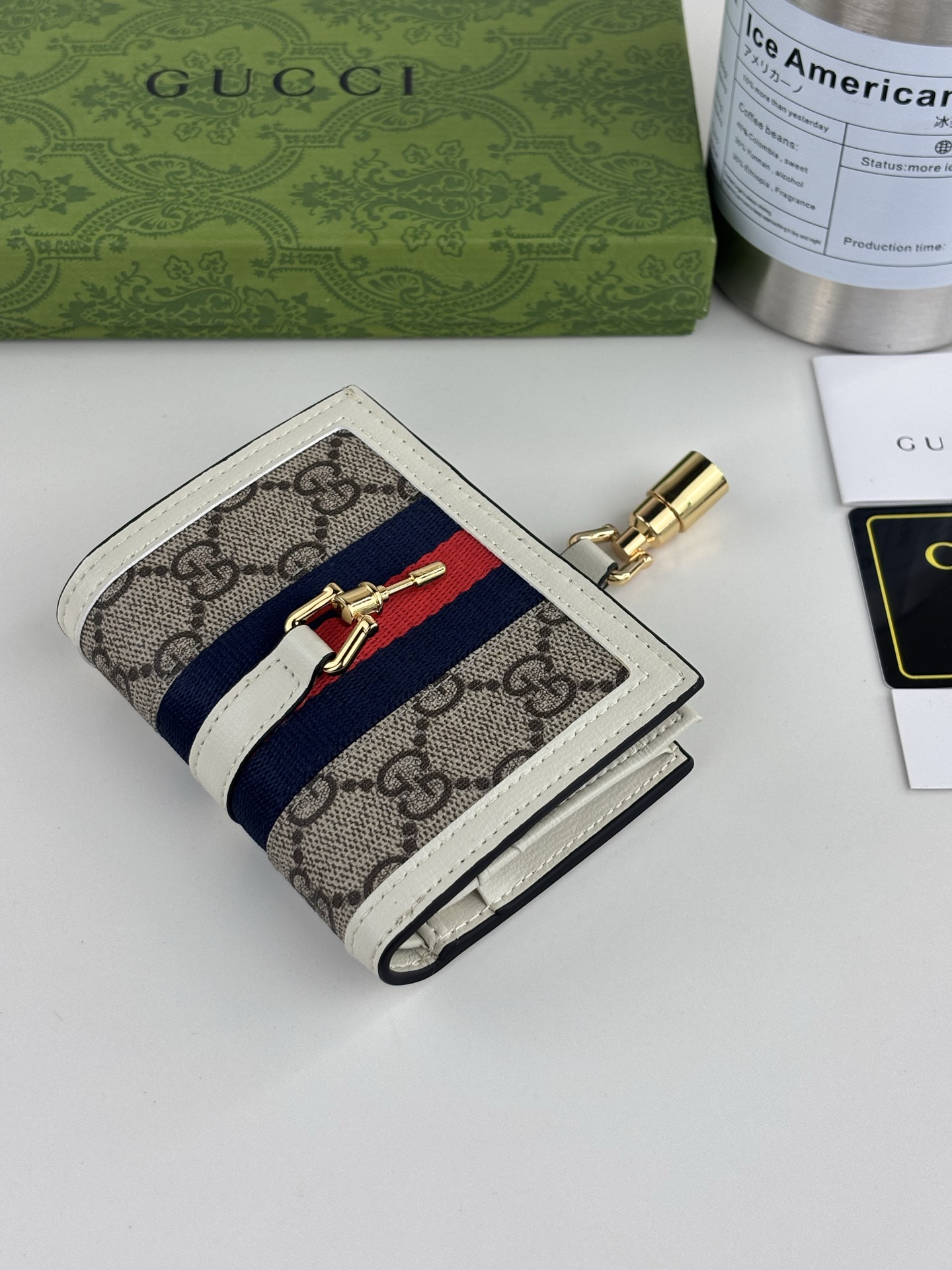 GucciA貨女用短夾 白邊GG老花喬姬風格織帶扣飾款