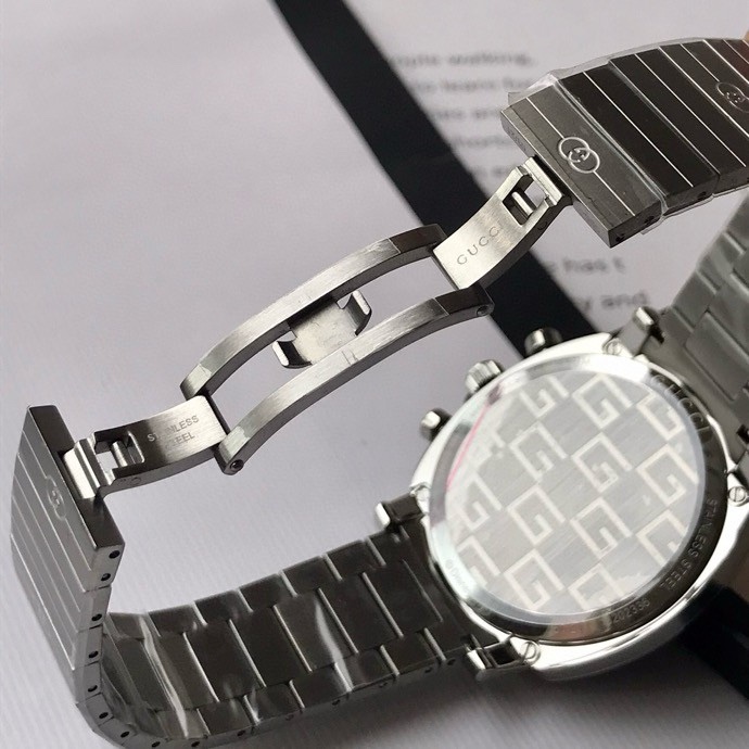 Gucci一比一Grip系列鋼帶白面男錶 指針跳時設計現代簡約風｜歐美奢侈品精品推薦