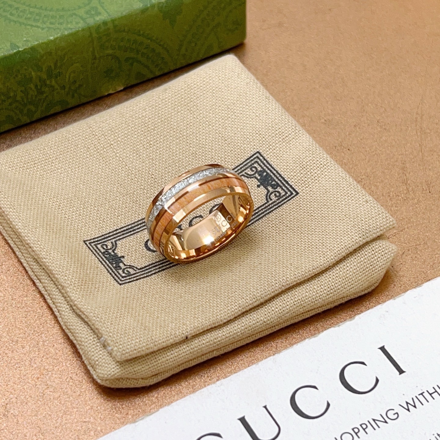 Gucci 原單等級飾品 玫瑰金雙層戒指 簡約線條設計感十足| 11 Gucci 原單等級飾品 玫瑰金雙層戒指 簡約線條設計感十足