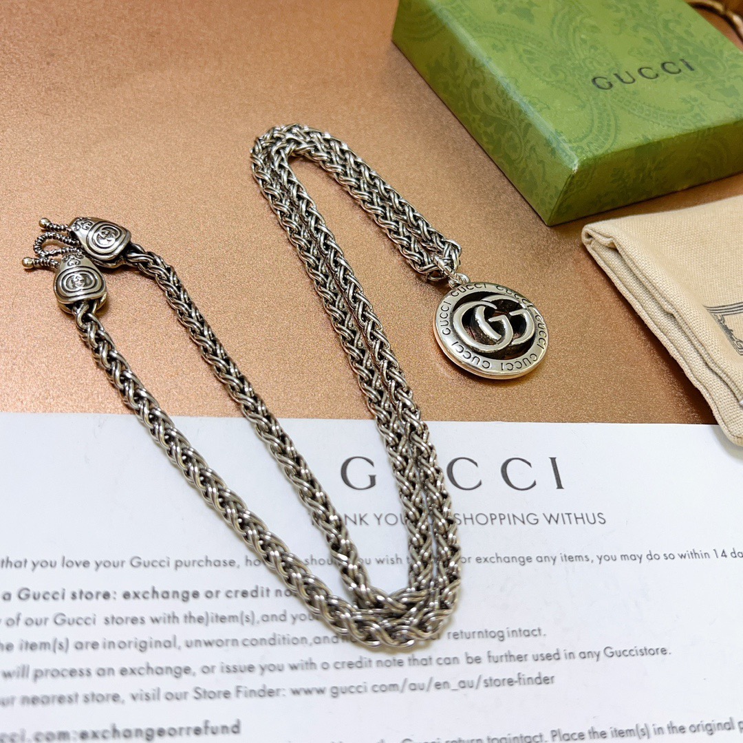 Gucci A貨男士項鍊 圓牌雙G立體浮雕 銀色編織鍊復刻設計｜歐美奢侈品精品推薦