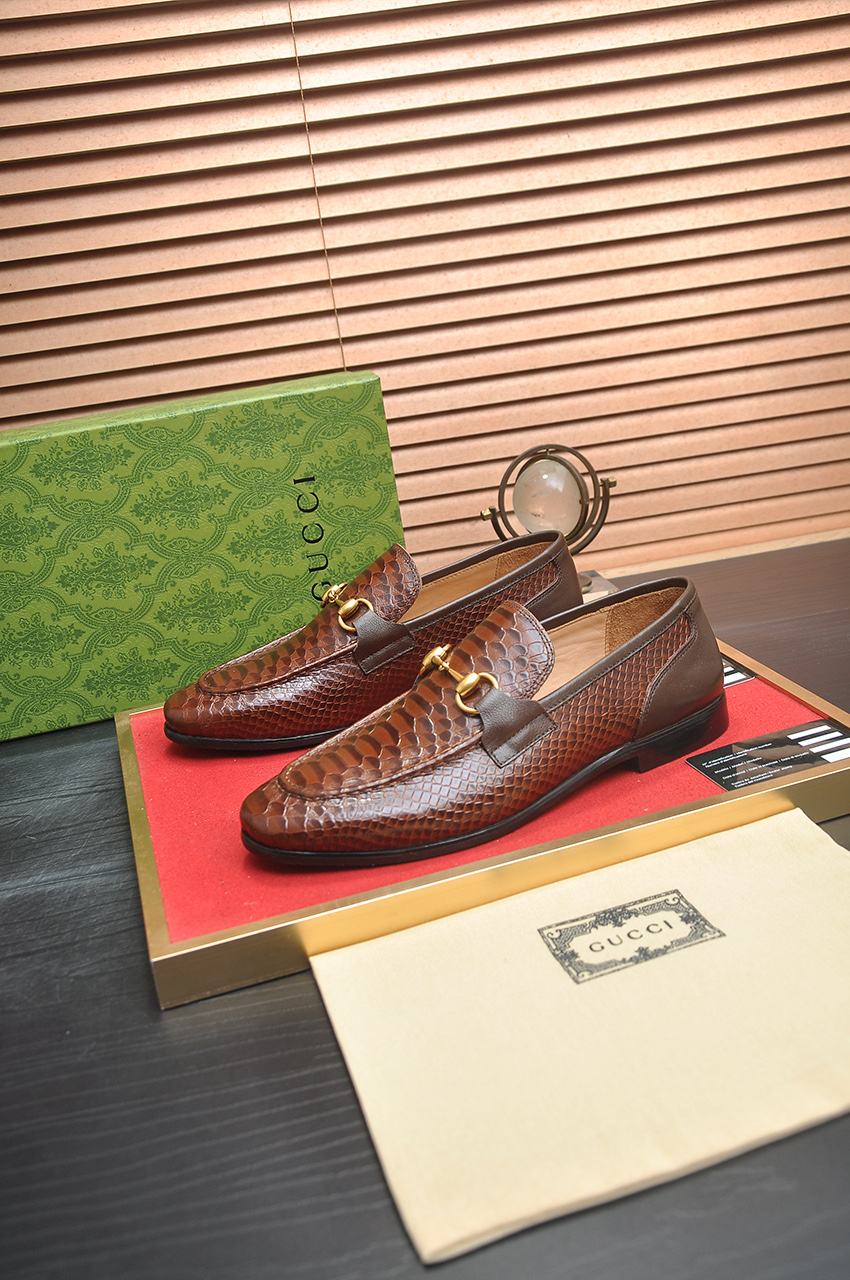 Gucci 一比一男士樂福鞋 仿蛇紋設計 馬銜扣質感百搭款| 13 Gucci 一比一男士樂福鞋 仿蛇紋設計 馬銜扣質感百搭款