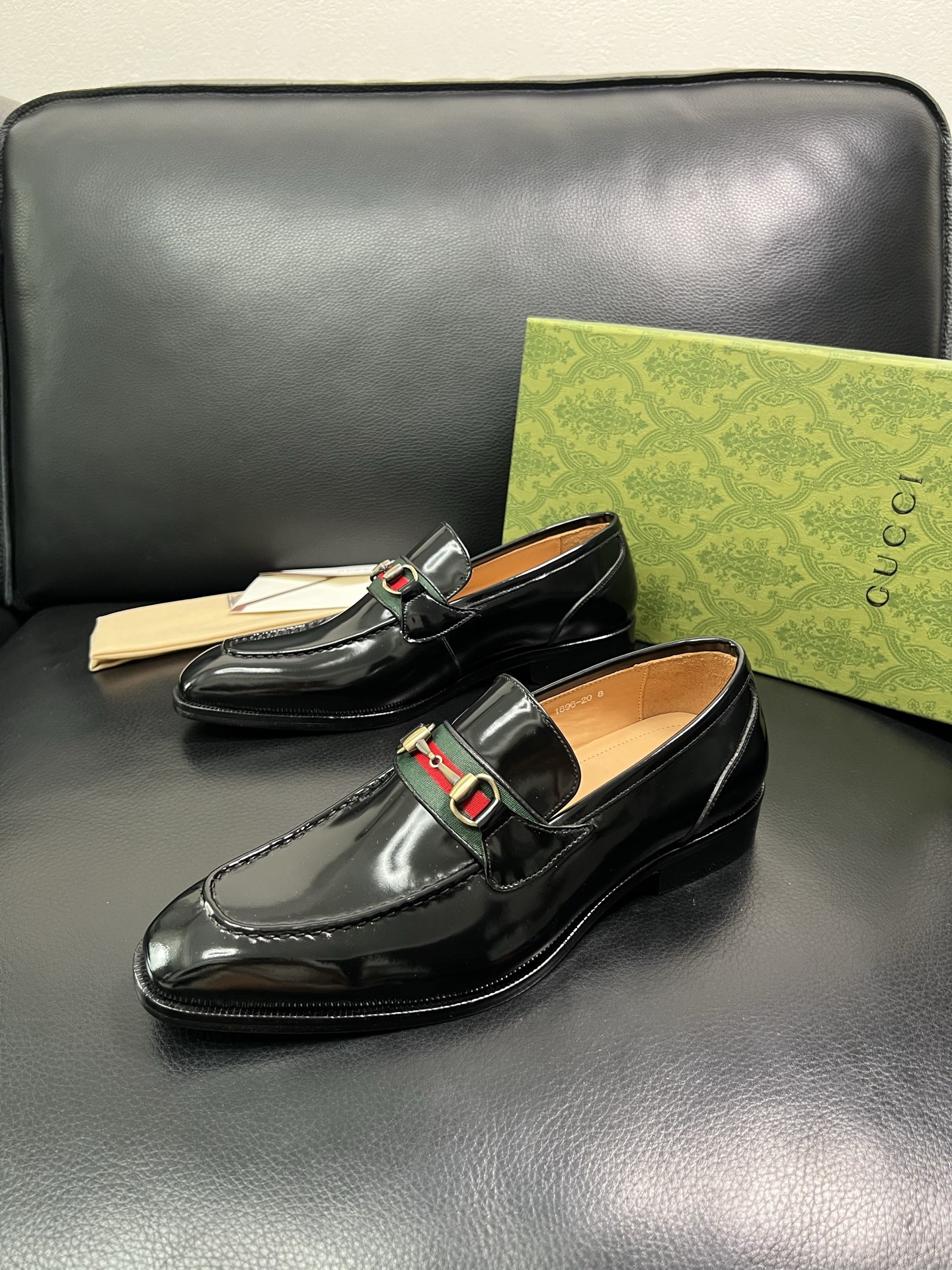 Gucci A貨男士亮皮樂福鞋 黑色光澤 紅綠織帶設計款| 14 Gucci A貨男士亮皮樂福鞋 黑色光澤 紅綠織帶設計款
