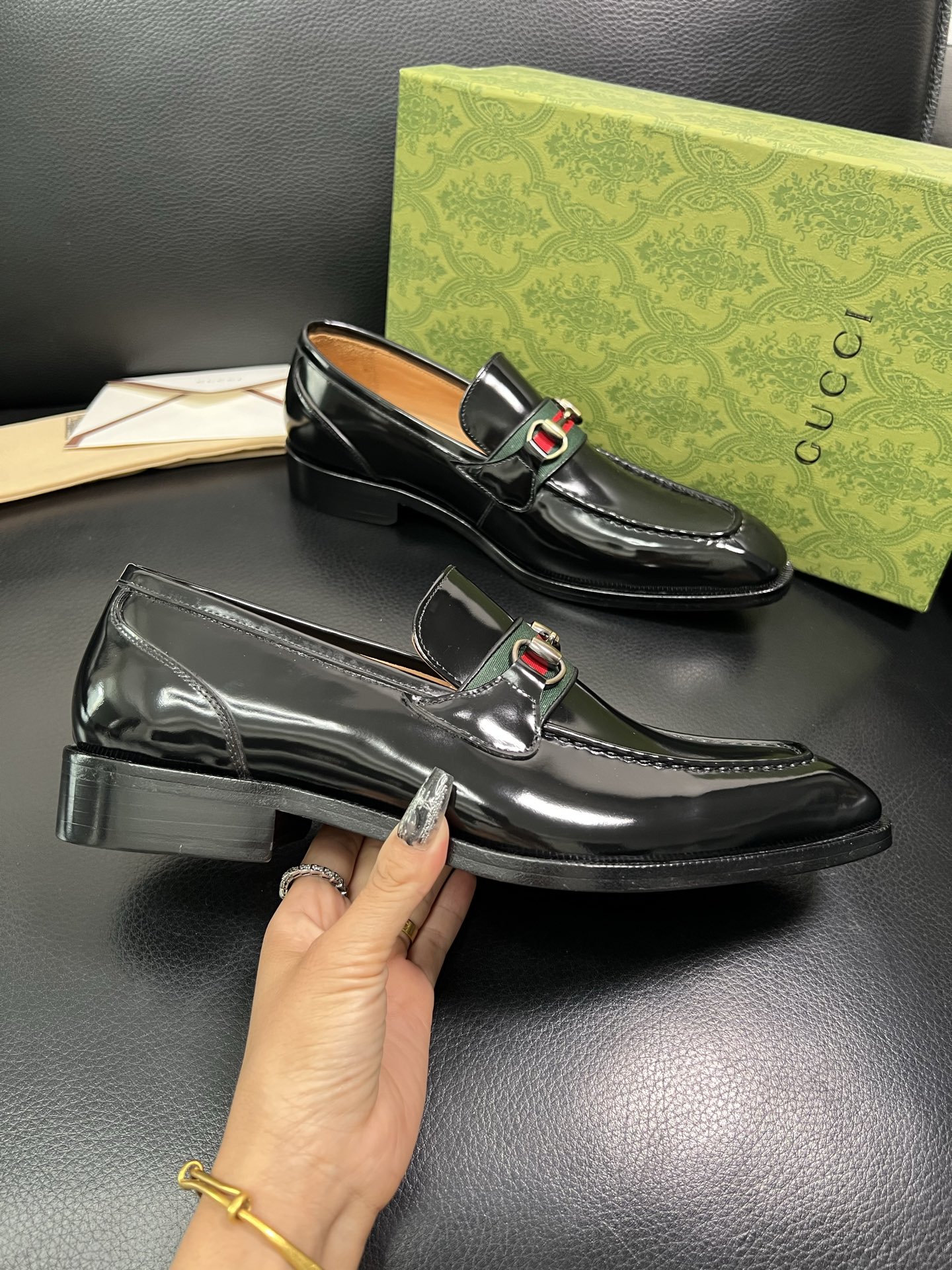 Gucci A貨男士亮皮樂福鞋 黑色光澤 紅綠織帶設計款| 12 Gucci A貨男士亮皮樂福鞋 黑色光澤 紅綠織帶設計款