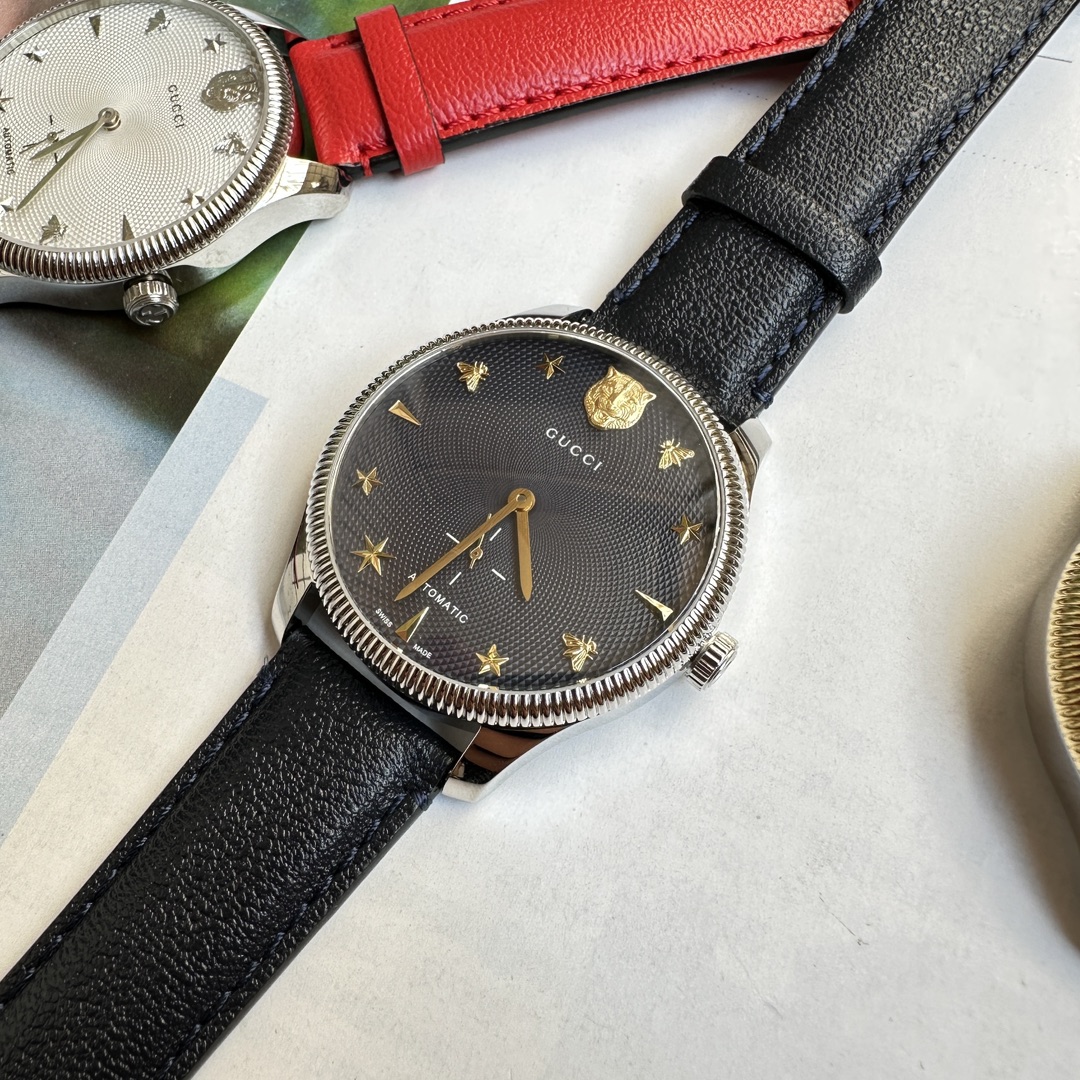 Gucci精品仿製中性手錶 星空錶盤復古風設計三色皮革帶款|超A仿原單精品圖片 7 Gucci精品仿製中性手錶 星空錶盤復古風設計三色皮革帶款|歐美奢侈品精品推薦