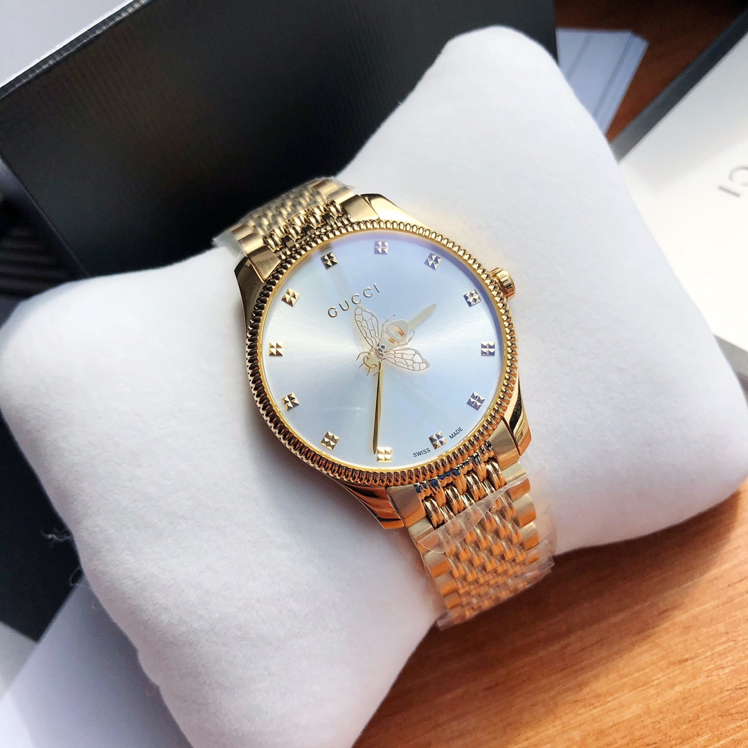 Gucci高仿金色鍊帶手錶 蜜蜂雕紋母貝錶盤 亮眼金屬質感女錶｜歐美奢侈品精品推薦