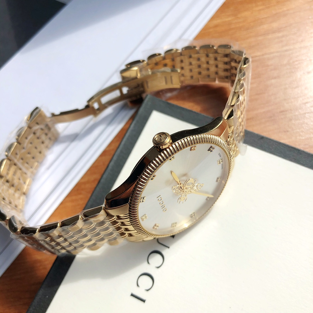 Gucci高仿金色鍊帶手錶 蜜蜂雕紋母貝錶盤 亮眼金屬質感女錶｜歐美奢侈品精品推薦