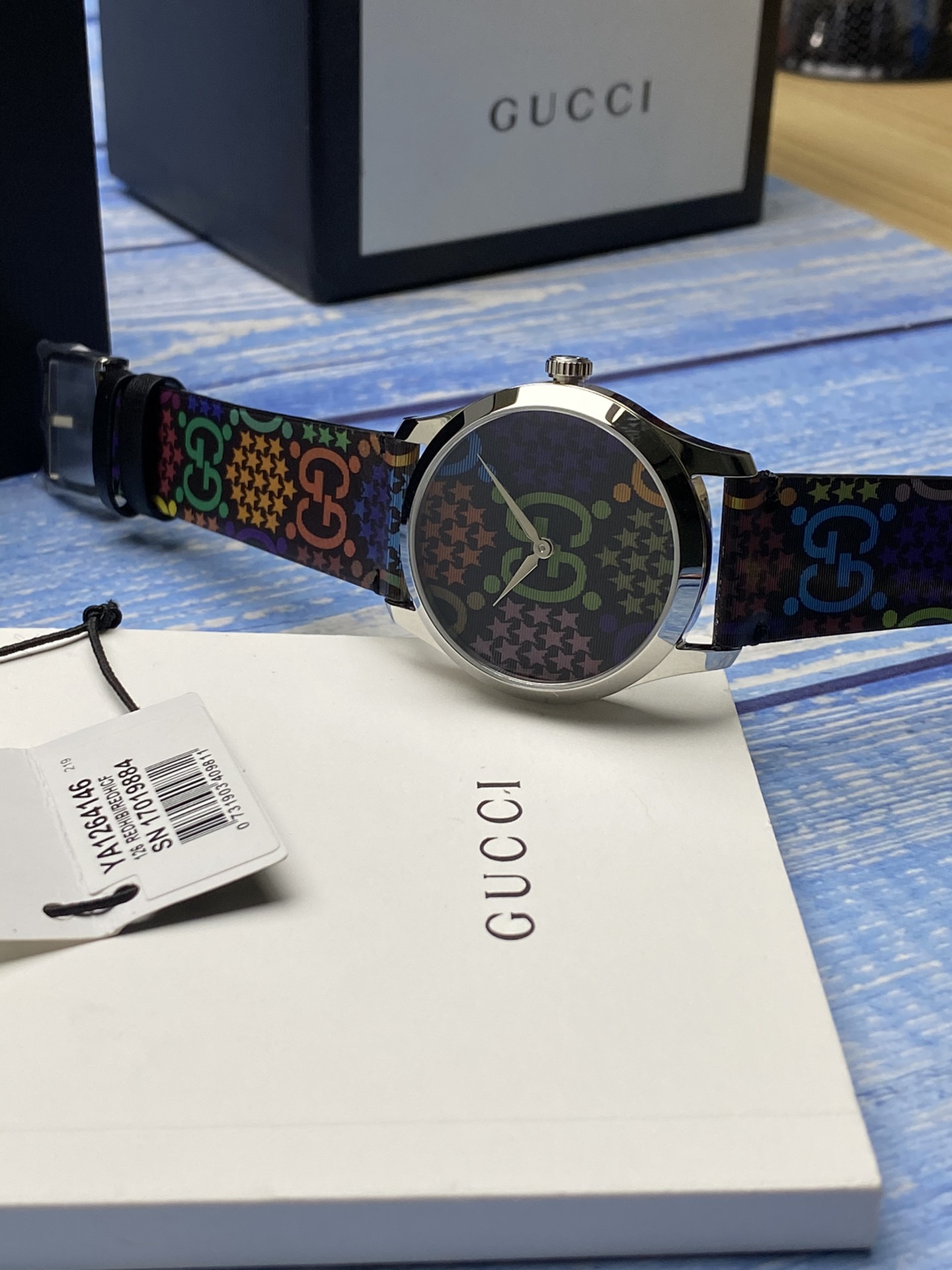Gucci高仿男錶 彩虹GG滿版印花設計 個性圖騰皮革錶帶潮流款| 9 Gucci高仿男錶 彩虹GG滿版印花設計 個性圖騰皮革錶帶潮流款