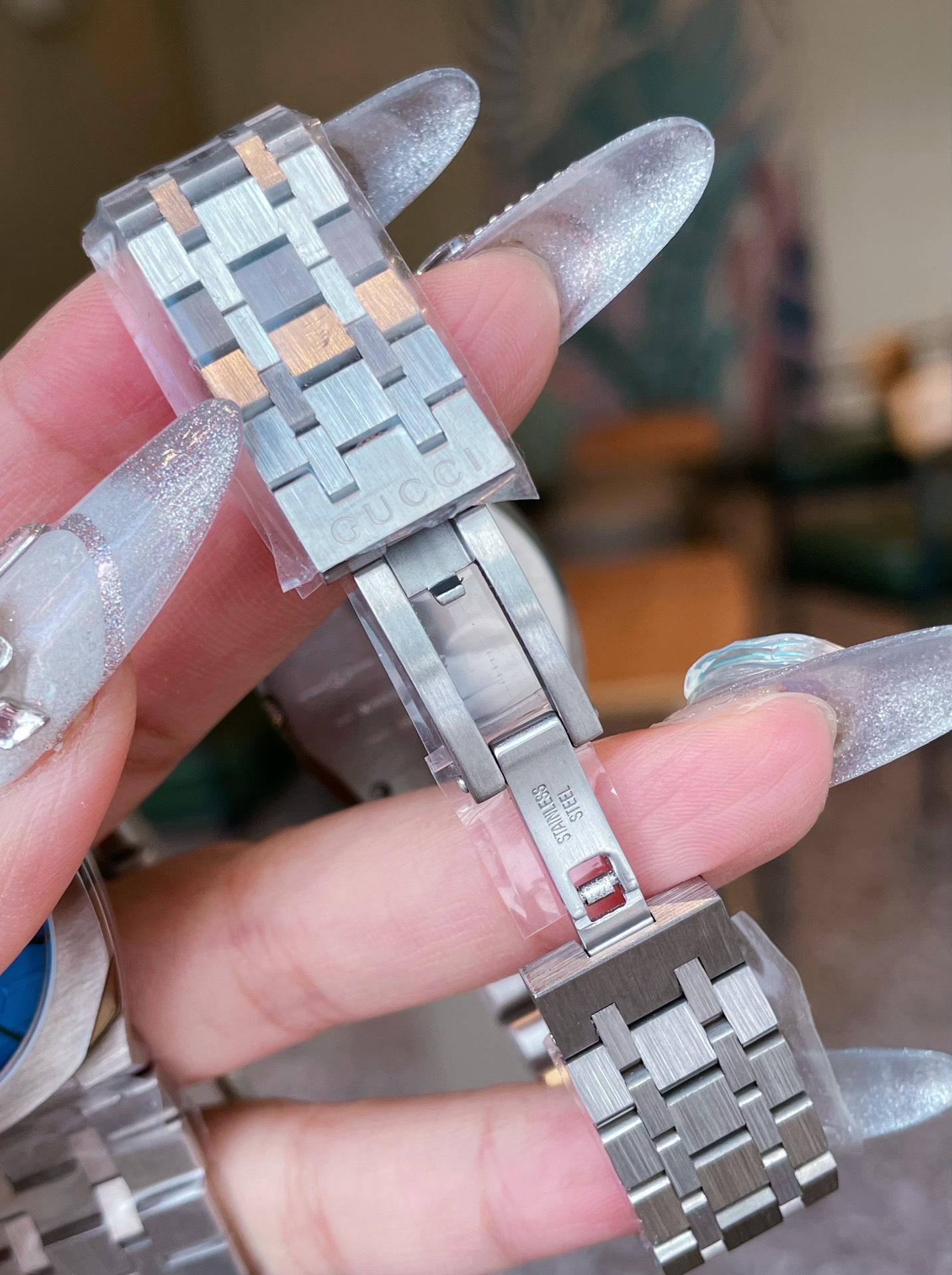 Gucci一比一情侶錶 藍面25H系列 個性鋼帶復古造型對錶｜歐美奢侈品精品推薦