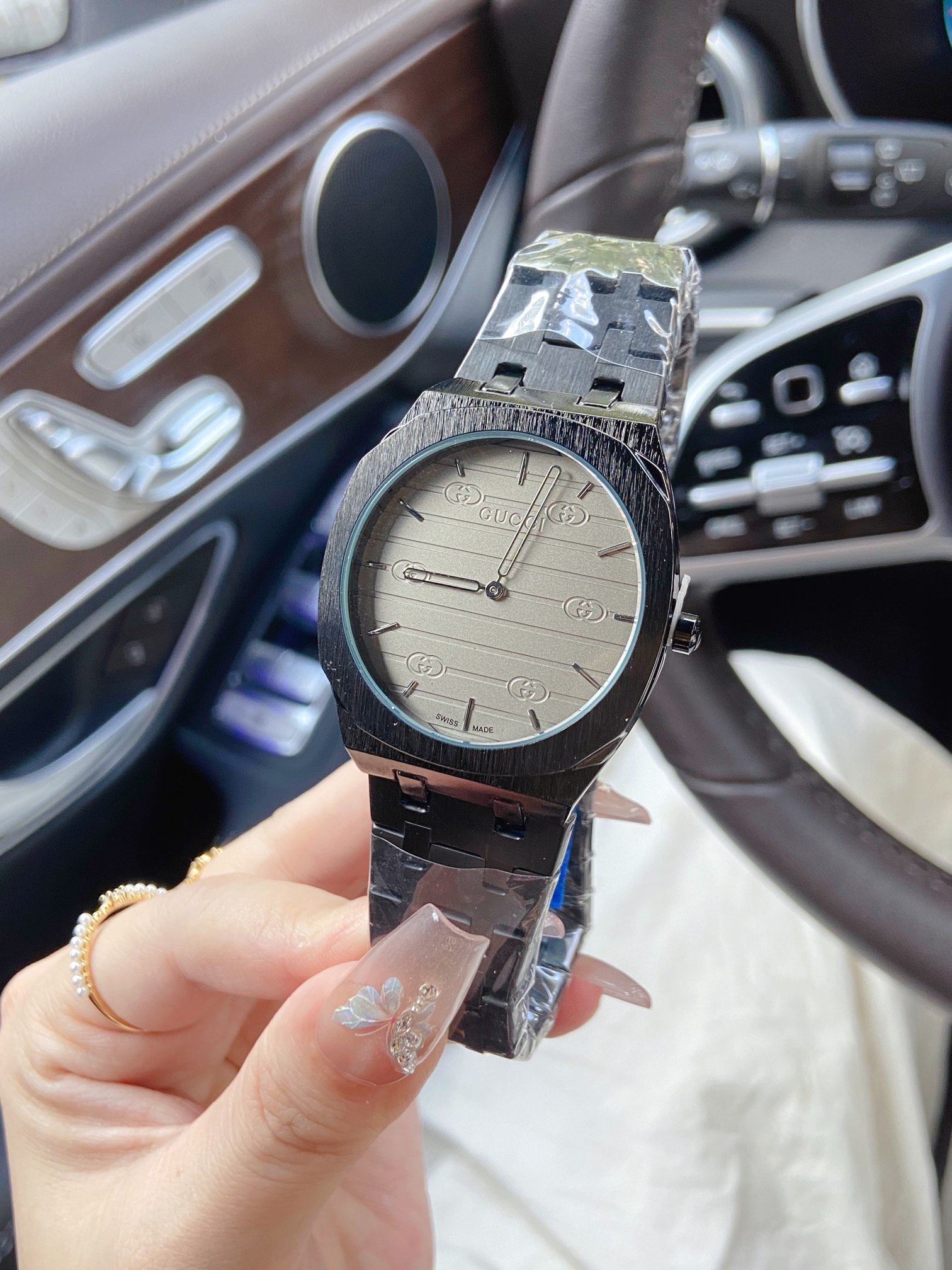 Gucci高仿男錶 25H系列鋼帶款 黑灰藍三色 GG圖騰設計｜歐美奢侈品精品推薦