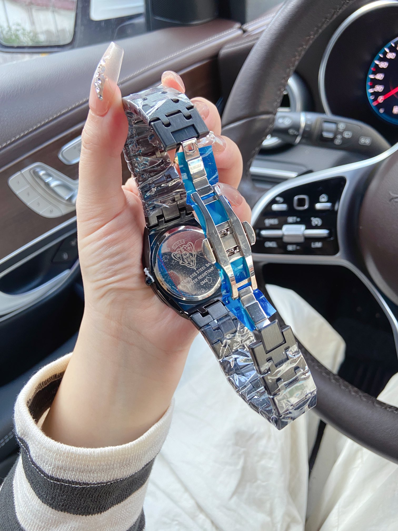 Gucci高仿男錶 25H系列鋼帶款 黑灰藍三色 GG圖騰設計｜歐美奢侈品精品推薦