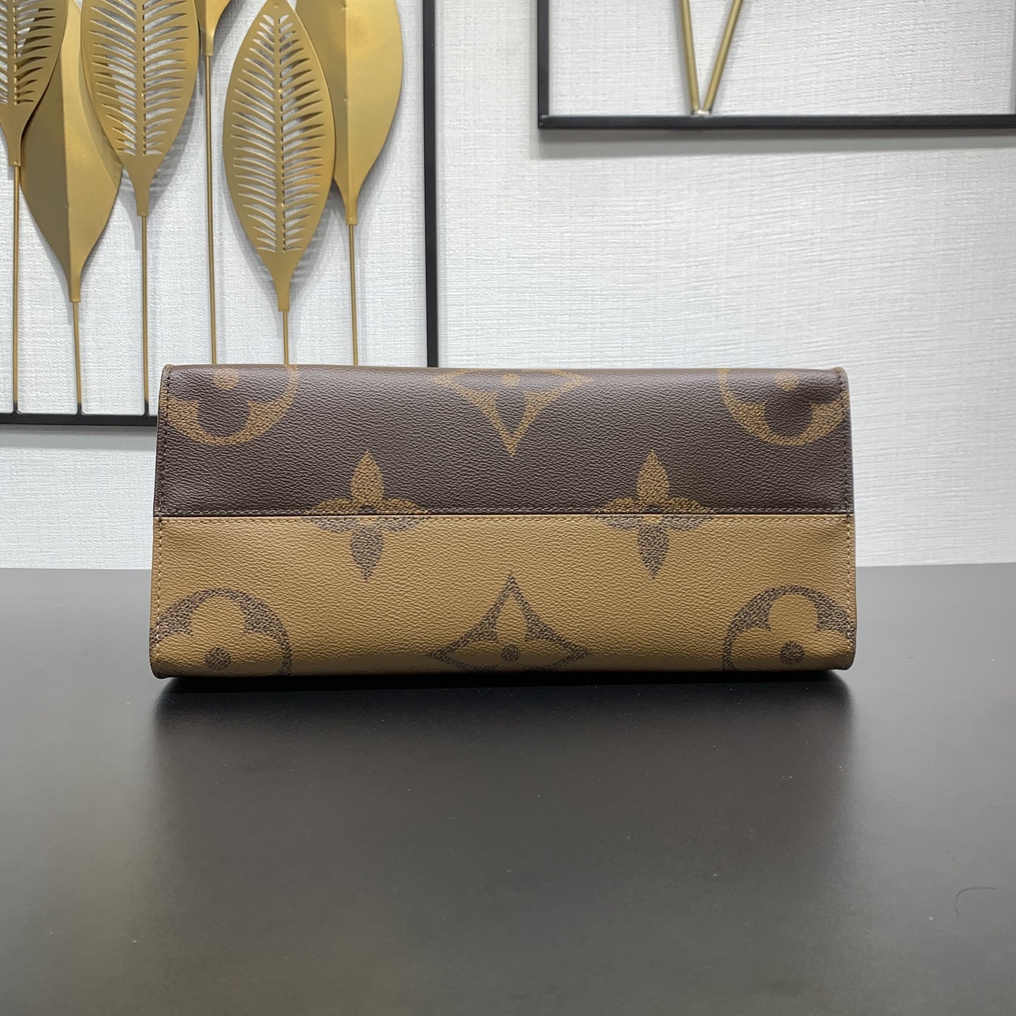 LV高仿大型手提包 Monogram反差老花款式大容量設計|超A仿原單精品圖片 13 LV高仿大型手提包 Monogram反差老花款式大容量設計|歐美奢侈品精品推薦