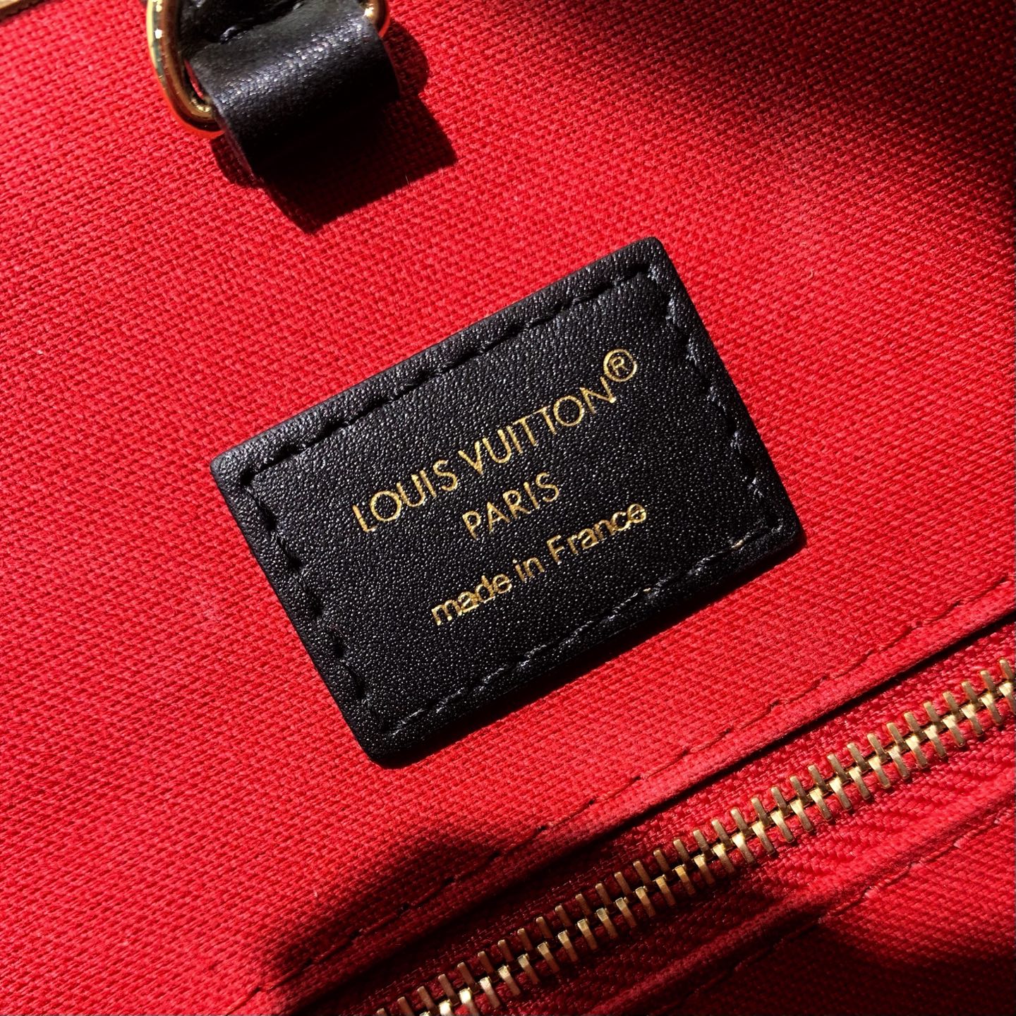 LV高仿大型手提包 Monogram反差老花款式大容量設計|超A仿原單精品圖片 11 LV高仿大型手提包 Monogram反差老花款式大容量設計|歐美奢侈品精品推薦