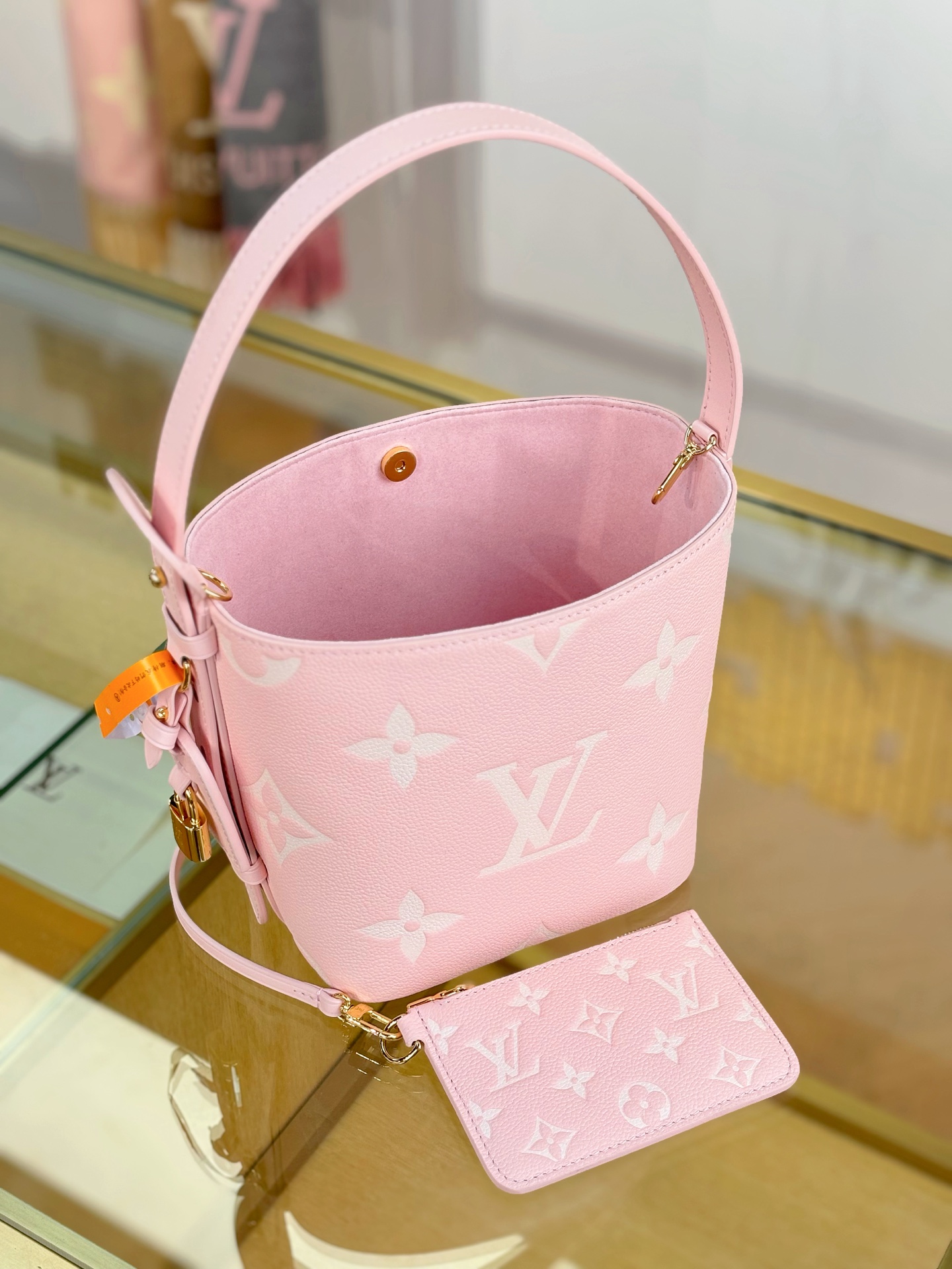 LV一比一灰色水桶包 奶霜配色 附同款卡夾｜歐美奢侈品精品推薦