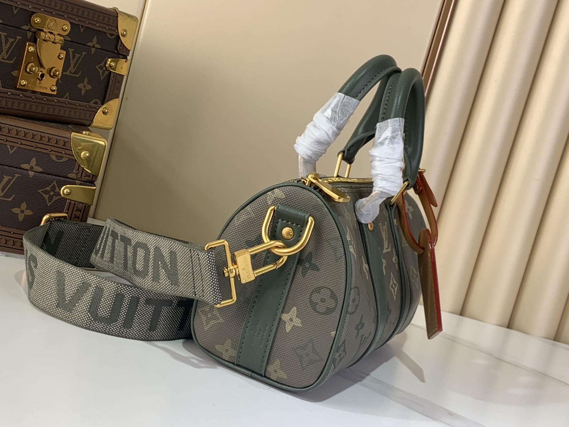 LV A貨老花波士頓包 綠灰配色復古風格 旅行通勤雙用款|超A仿原單精品圖片 12 LV A貨老花波士頓包 綠灰配色復古風格 旅行通勤雙用款|歐美奢侈品精品推薦