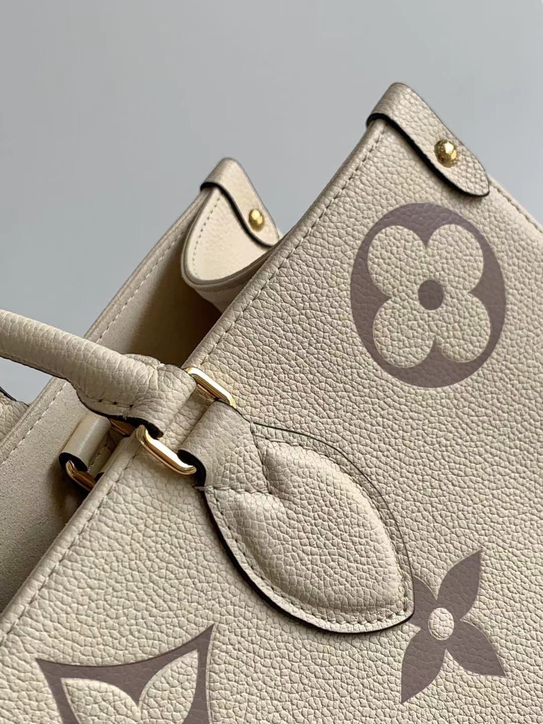LV A貨OnTheGo GM奶油白老花大托特包 典雅大方款式｜歐美奢侈品精品推薦