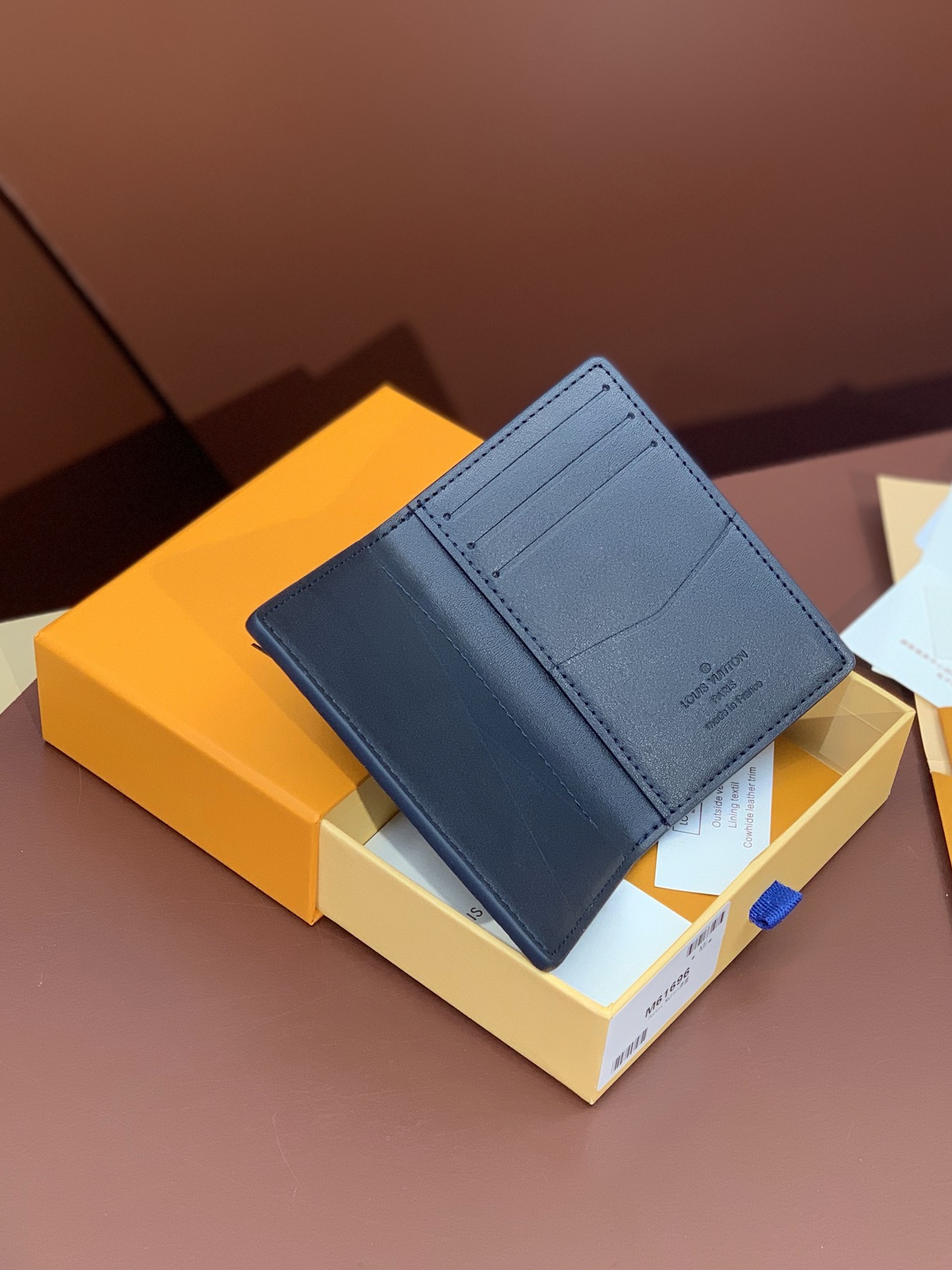 LV A貨護照套黑白經典圖騰男士商旅配件｜歐美奢侈品精品推薦