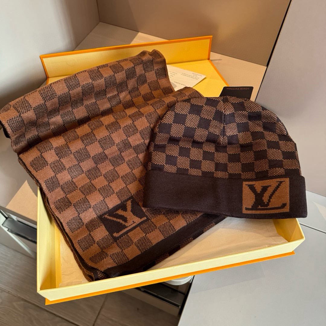 LV A貨深棕棋盤格圍巾 經典格紋設計保暖款 秋冬百搭|超A仿原單精品圖片 13 LV A貨深棕棋盤格圍巾 經典格紋設計保暖款 秋冬百搭|歐美奢侈品精品推薦