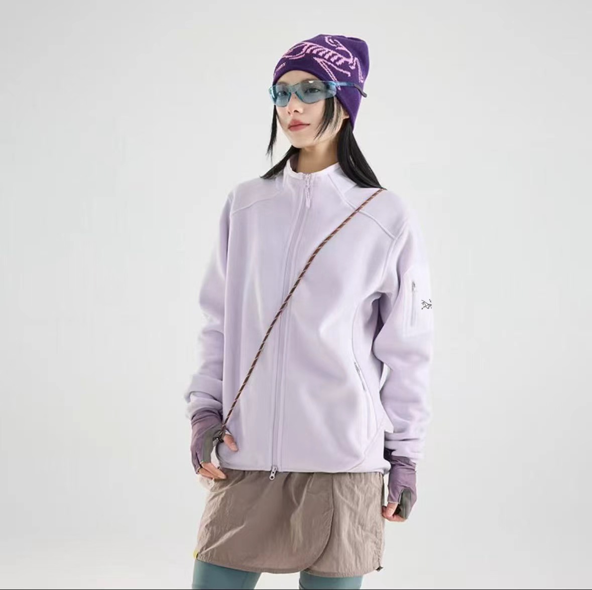 Arc'teryx 高仿立領外套女款極簡風設計耐穿百搭款| 10 Arc'teryx 高仿立領外套女款極簡風設計耐穿百搭款