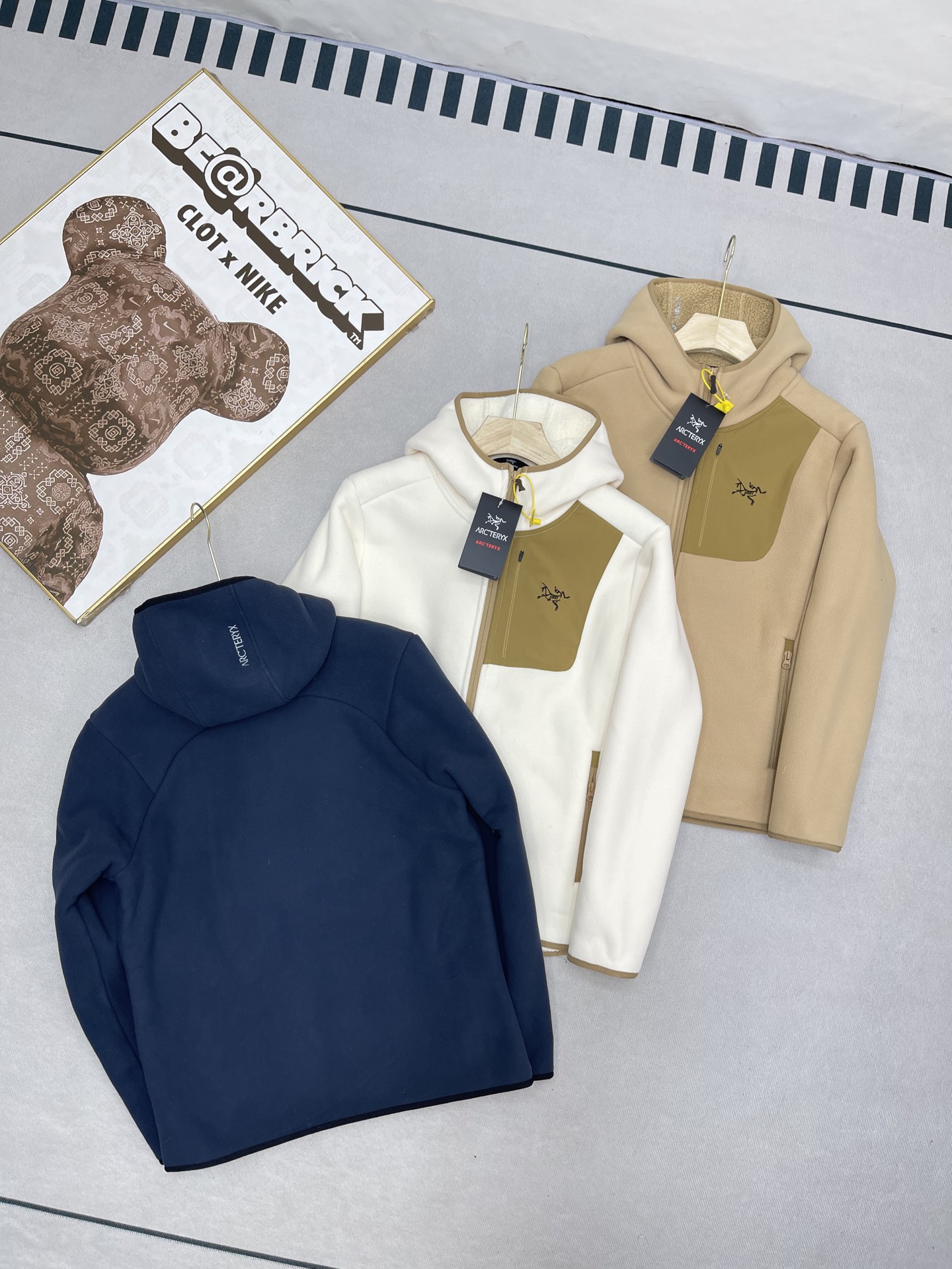 Arc'teryx 高仿連帽撞色刷毛外套男款三色可選機能風單品| 13 Arc'teryx 高仿連帽撞色刷毛外套男款三色可選機能風單品