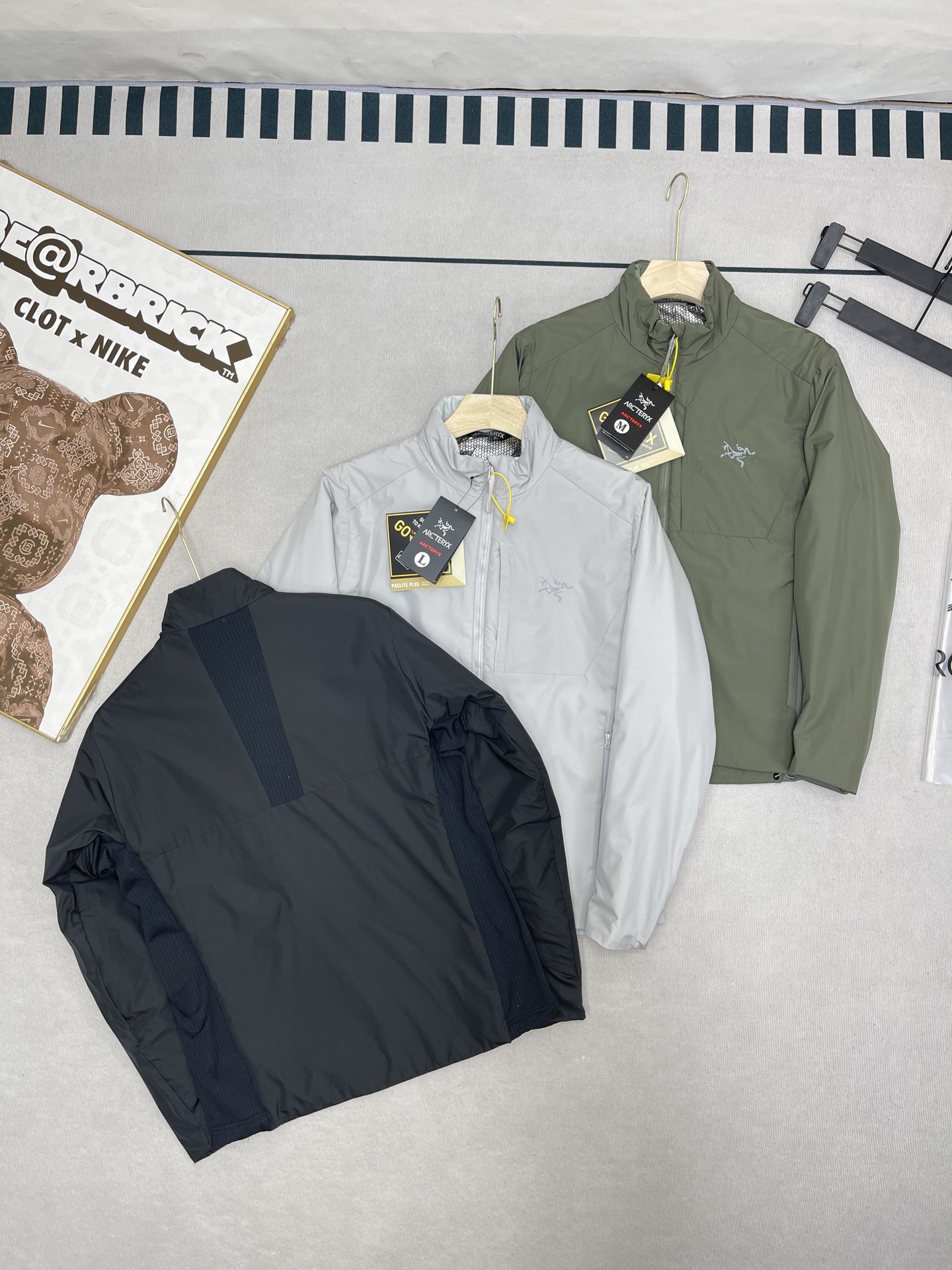 Arc'teryx 高仿防風外套男款輕薄設計三色戶外通勤皆宜