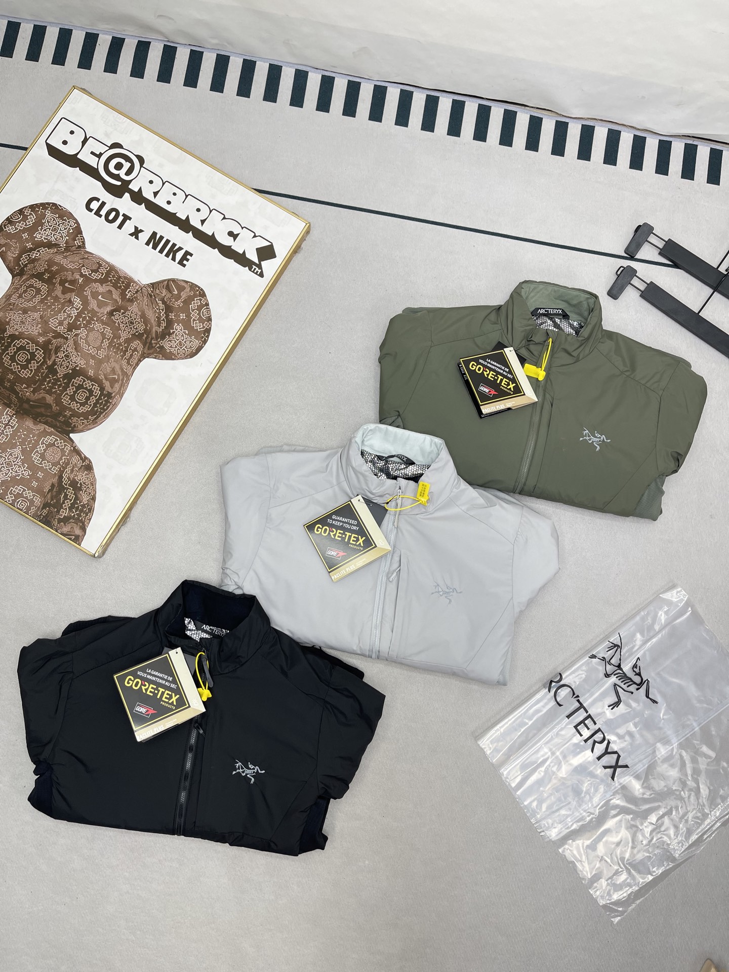 Arc'teryx 高仿防風外套男款輕薄設計三色戶外通勤皆宜| 14 Arc'teryx 高仿防風外套男款輕薄設計三色戶外通勤皆宜