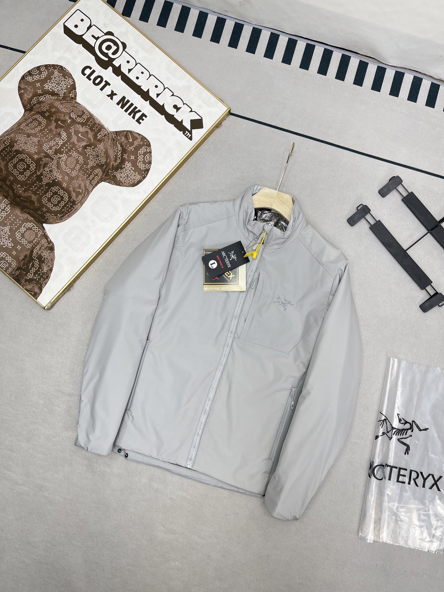 Arc'teryx 高仿防風外套男款輕薄設計三色戶外通勤皆宜| 13 Arc'teryx 高仿防風外套男款輕薄設計三色戶外通勤皆宜