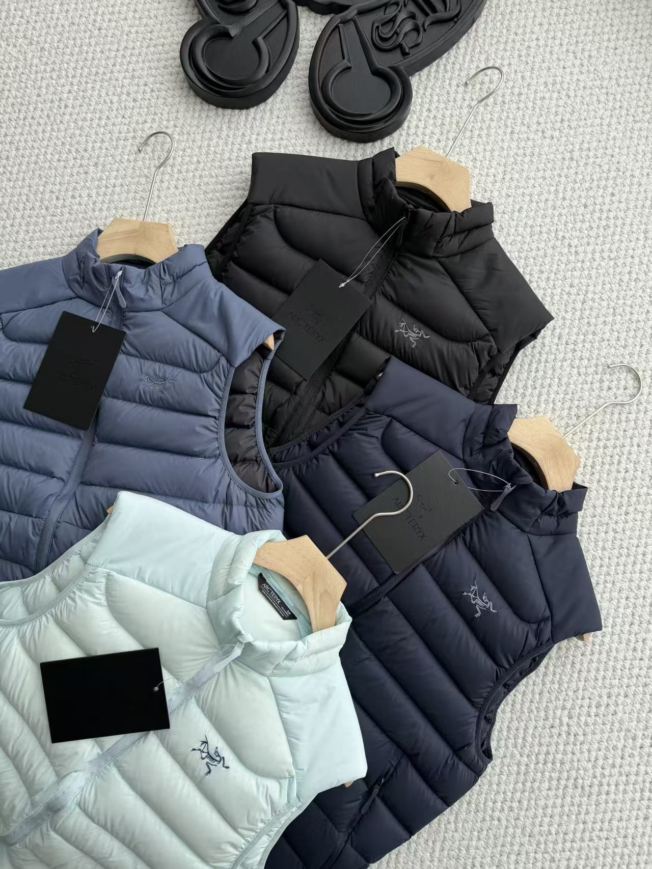 Arc'teryx A貨羽絨背心男款輕量保暖四色可選| 14 Arc'teryx A貨羽絨背心男款輕量保暖四色可選