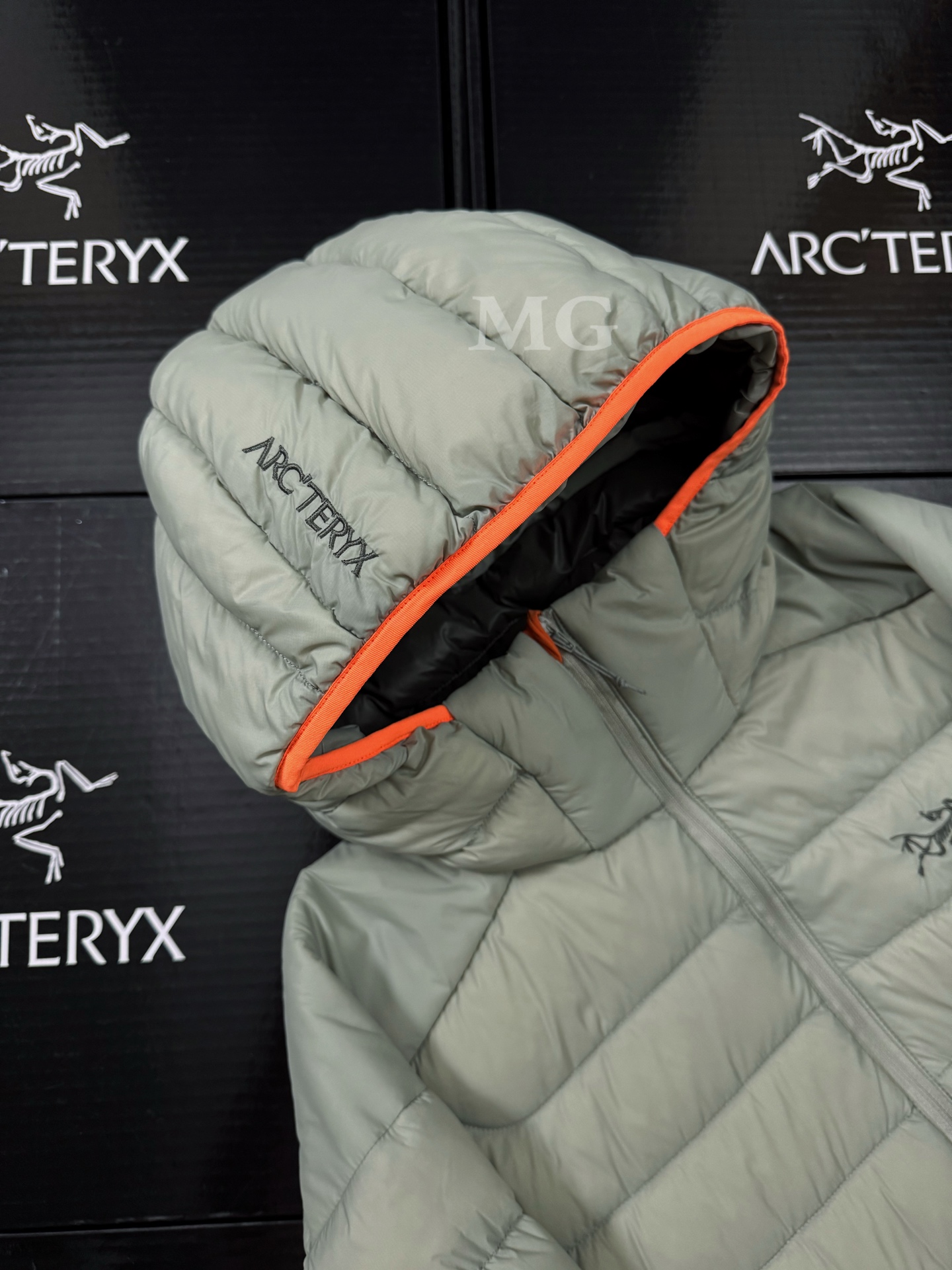Arc'teryx 高仿羽絨外套男款850蓬岩灰綠抗寒款| 13 Arc'teryx 高仿羽絨外套男款850蓬岩灰綠抗寒款