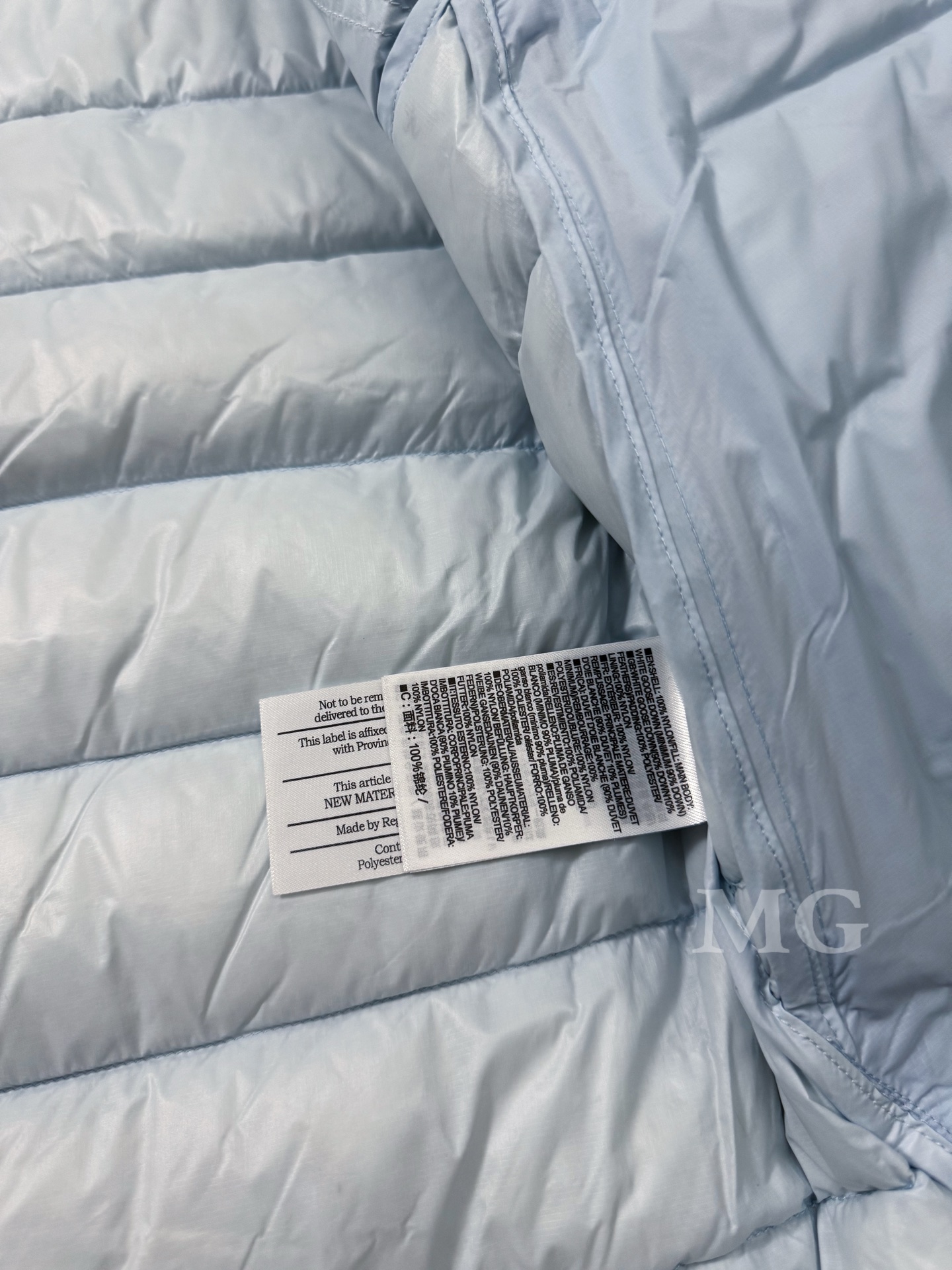 Arc'teryx 原單羽絨外套男款雲水藍色系輕盈高蓬蓋頭設計| 8 Arc'teryx 原單羽絨外套男款雲水藍色系輕盈高蓬蓋頭設計