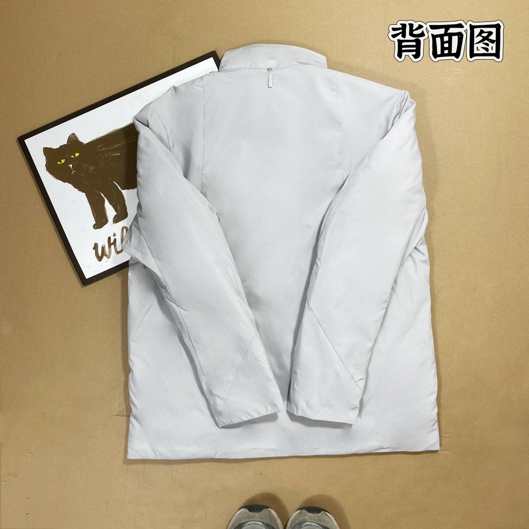 Arc'teryx 原單風衣外套男款蒸氣白輕量設計防風潮感| 13 Arc'teryx 原單風衣外套男款蒸氣白輕量設計防風潮感
