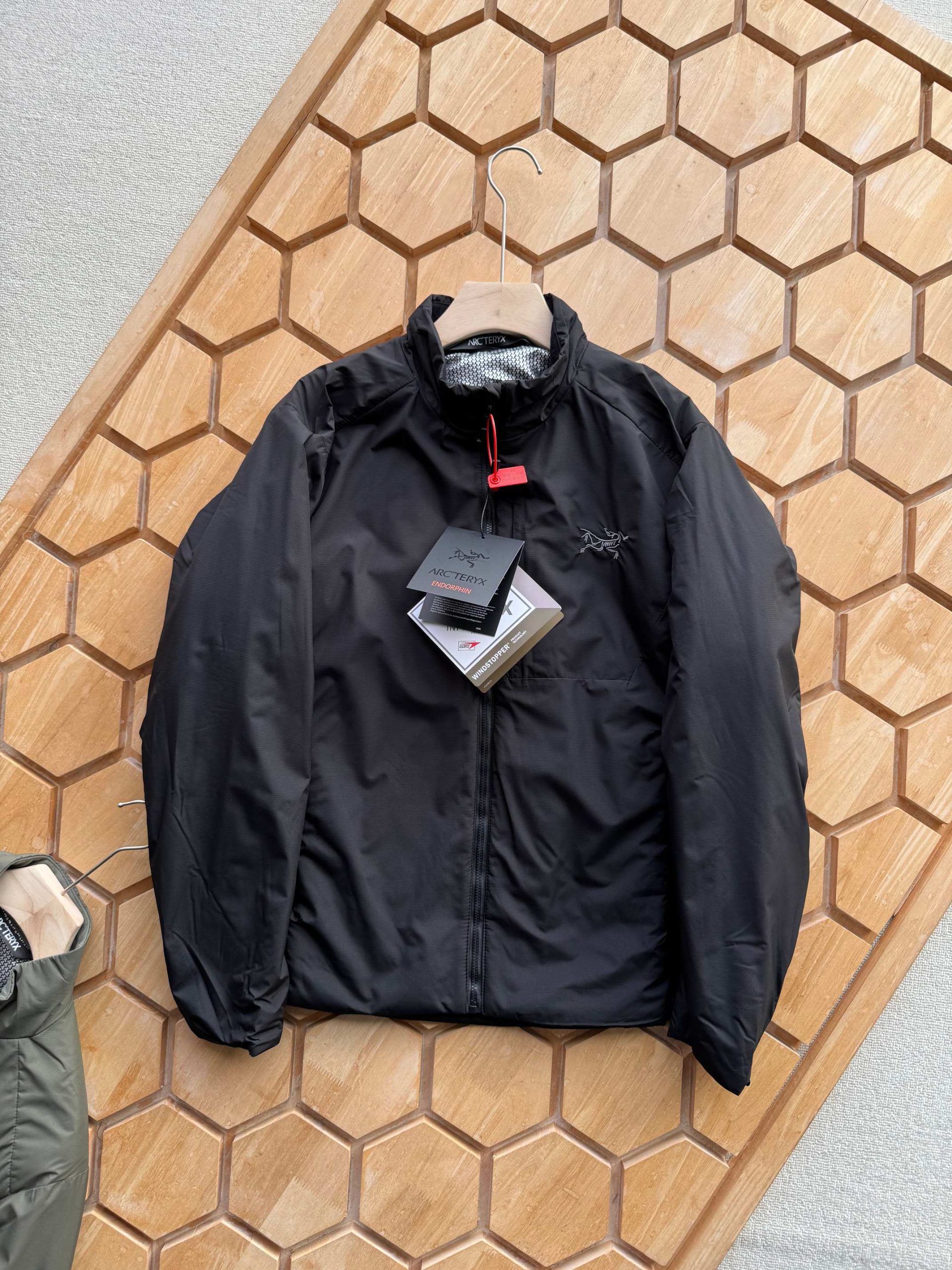 Arc'teryx A貨防風防潑水外套 男款輕薄機能立領三色選擇| 16 Arc'teryx A貨防風防潑水外套 男款輕薄機能立領三色選擇