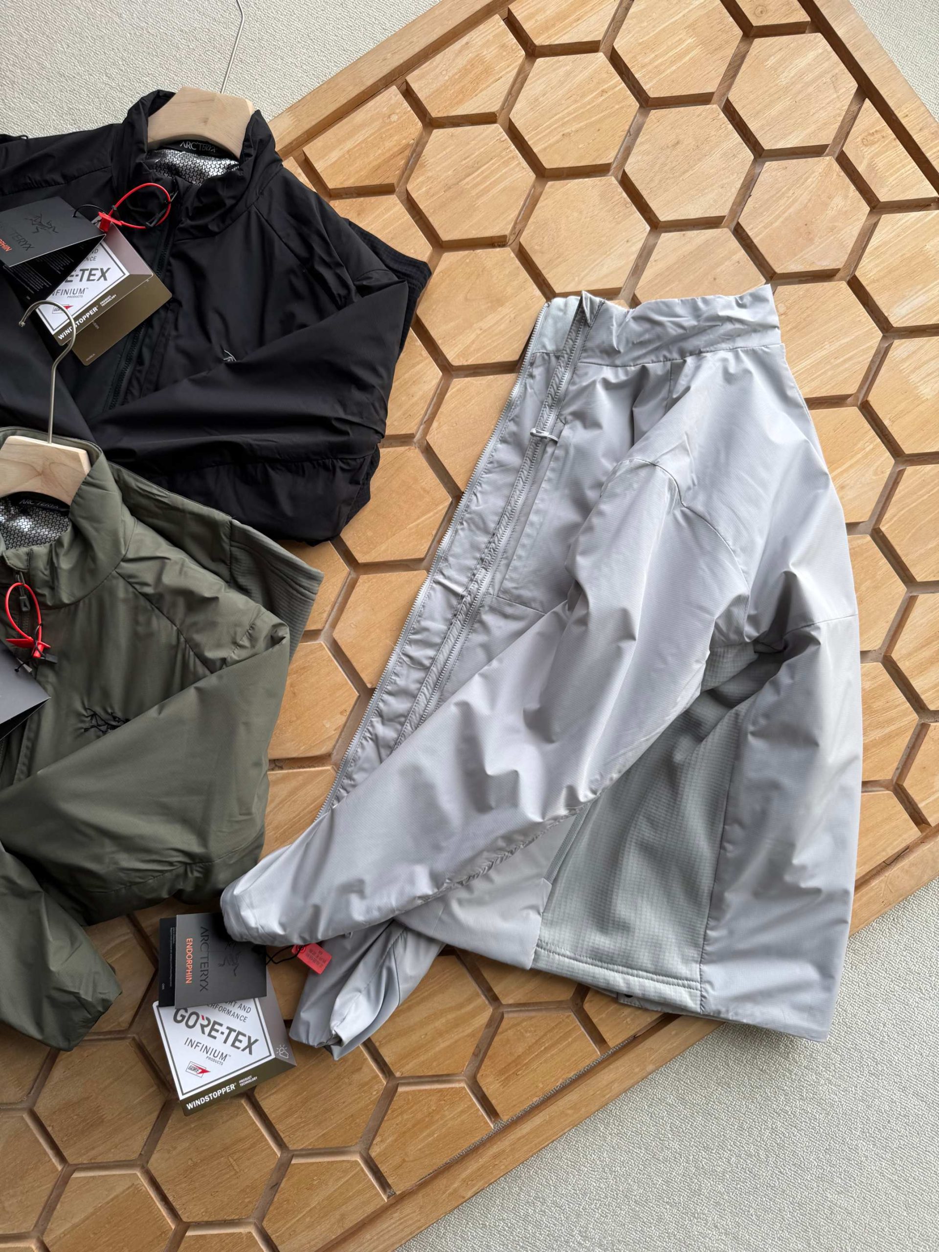 Arc'teryx A貨防風防潑水外套 男款輕薄機能立領三色選擇| 10 Arc'teryx A貨防風防潑水外套 男款輕薄機能立領三色選擇
