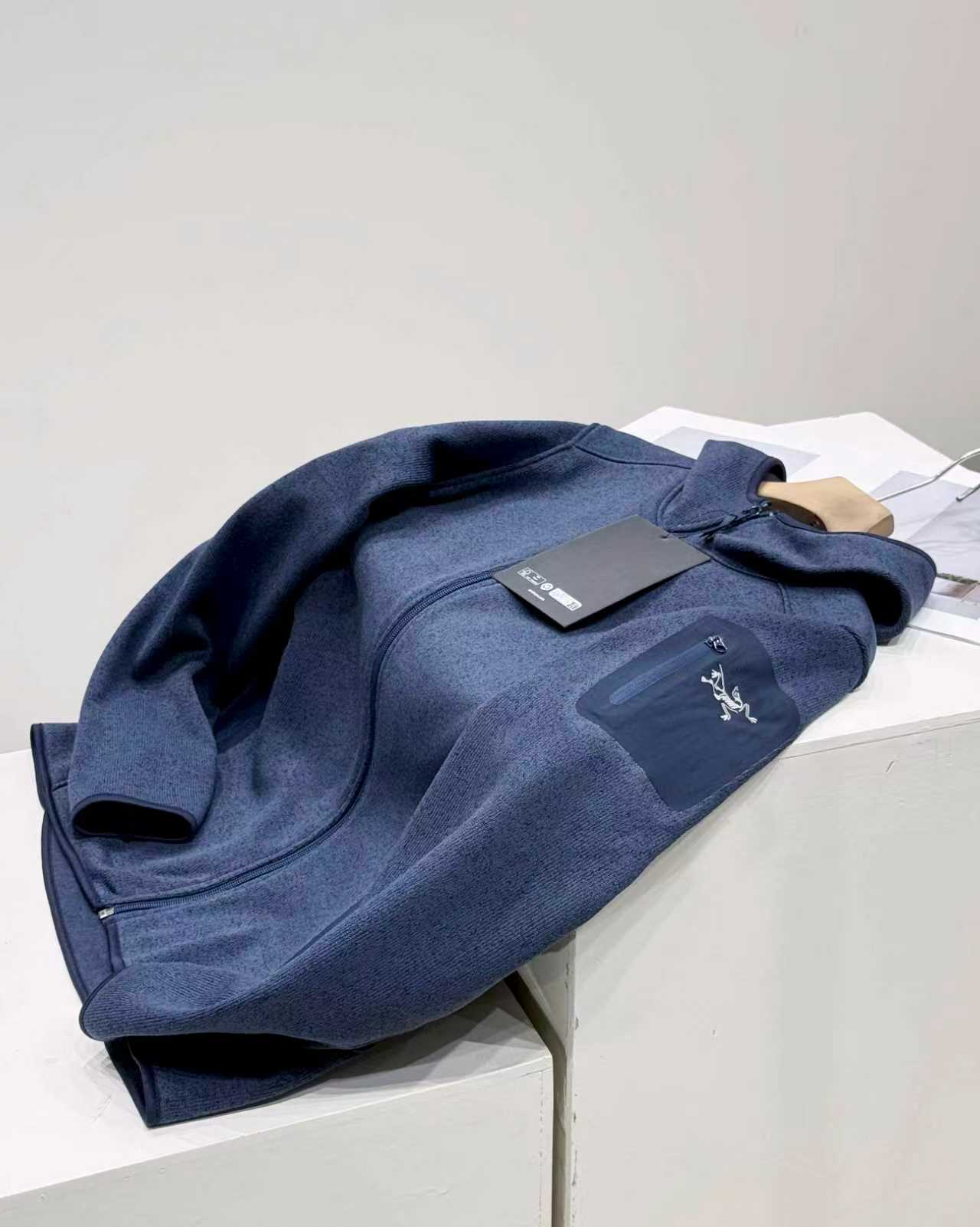 Arc'teryx 一比一黃灰拼接刷毛連帽外套 多口袋戶外休閒款| 11 Arc'teryx 一比一黃灰拼接刷毛連帽外套 多口袋戶外休閒款